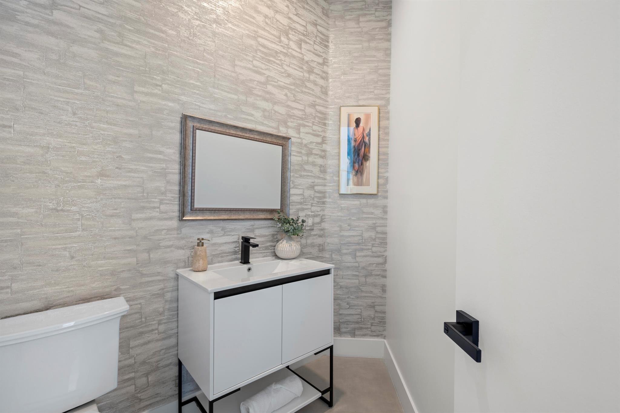 17371 Bridleway Trail