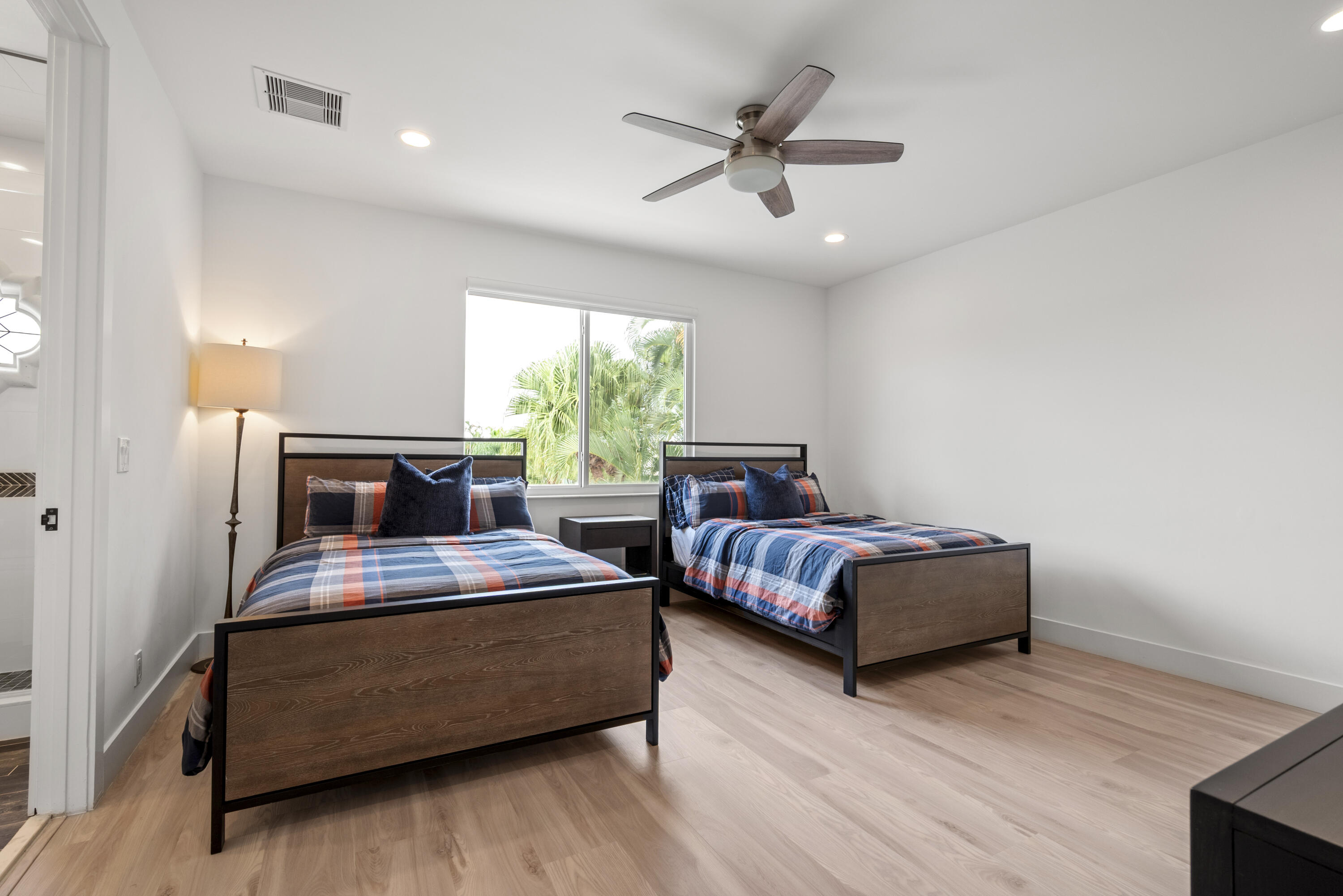 17371 Bridleway Trail