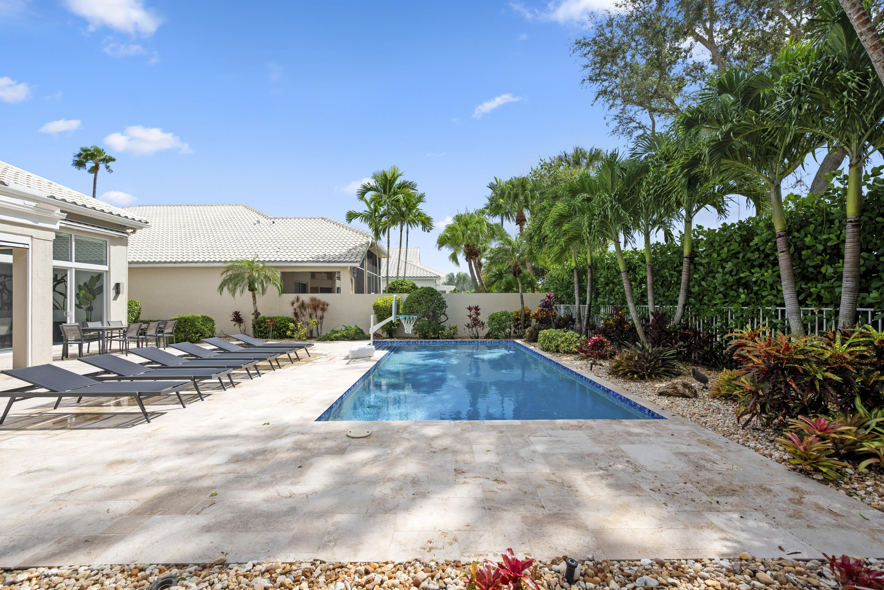 17371 Bridleway Trail