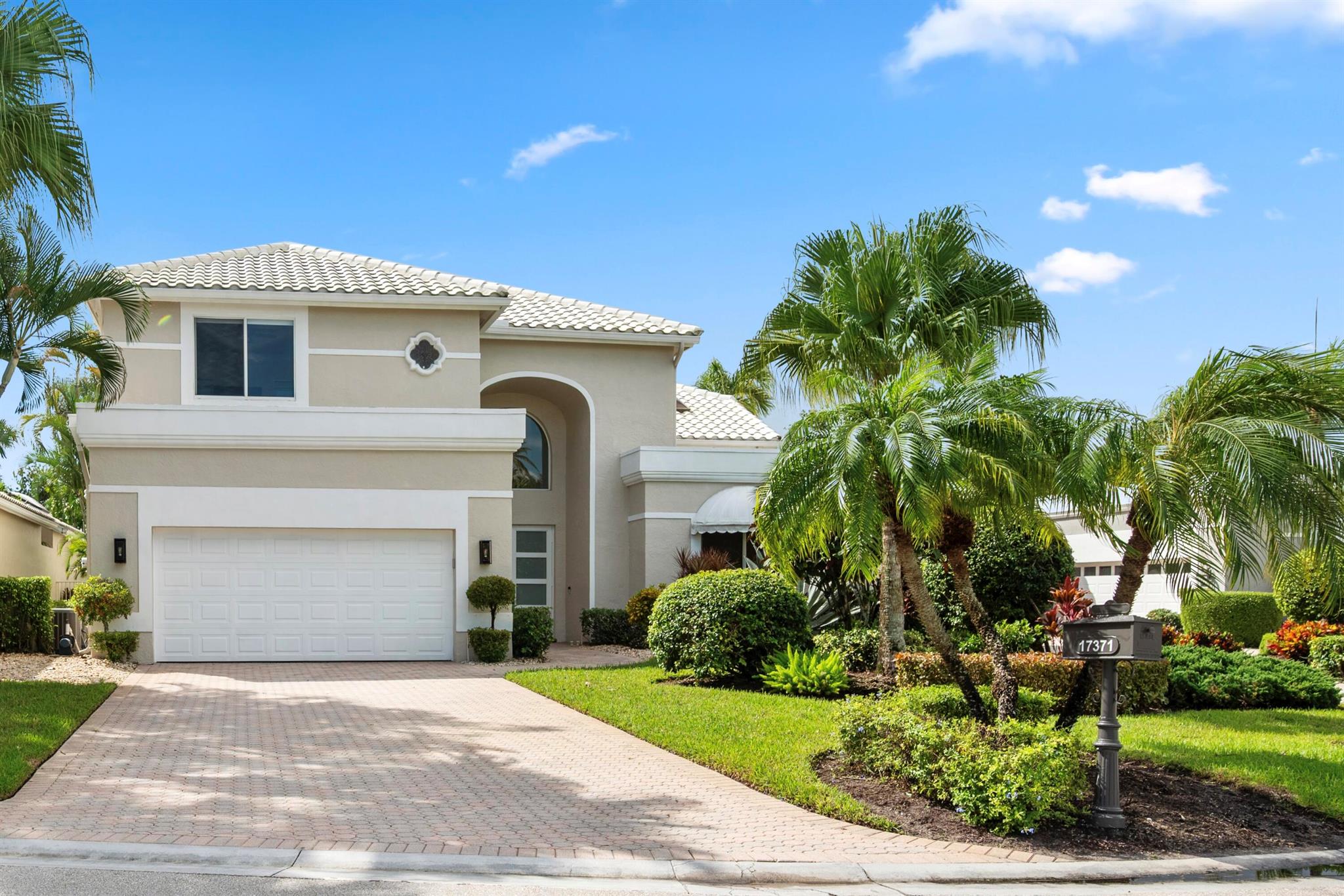 17371 Bridleway Trail