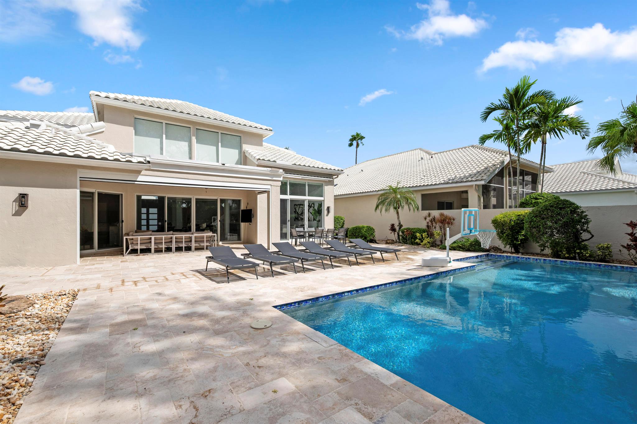 17371 Bridleway Trail