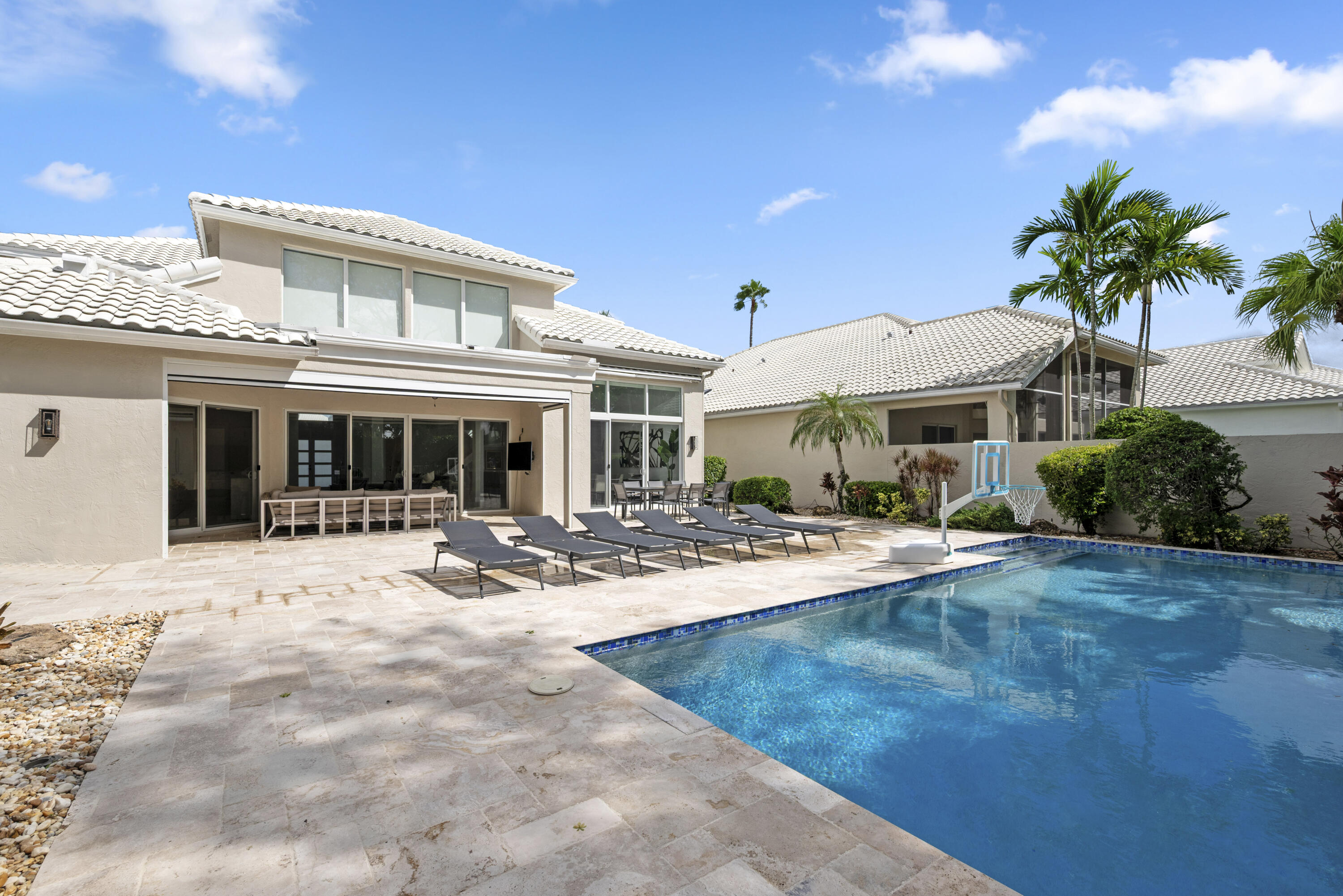 17371 Bridleway Trail