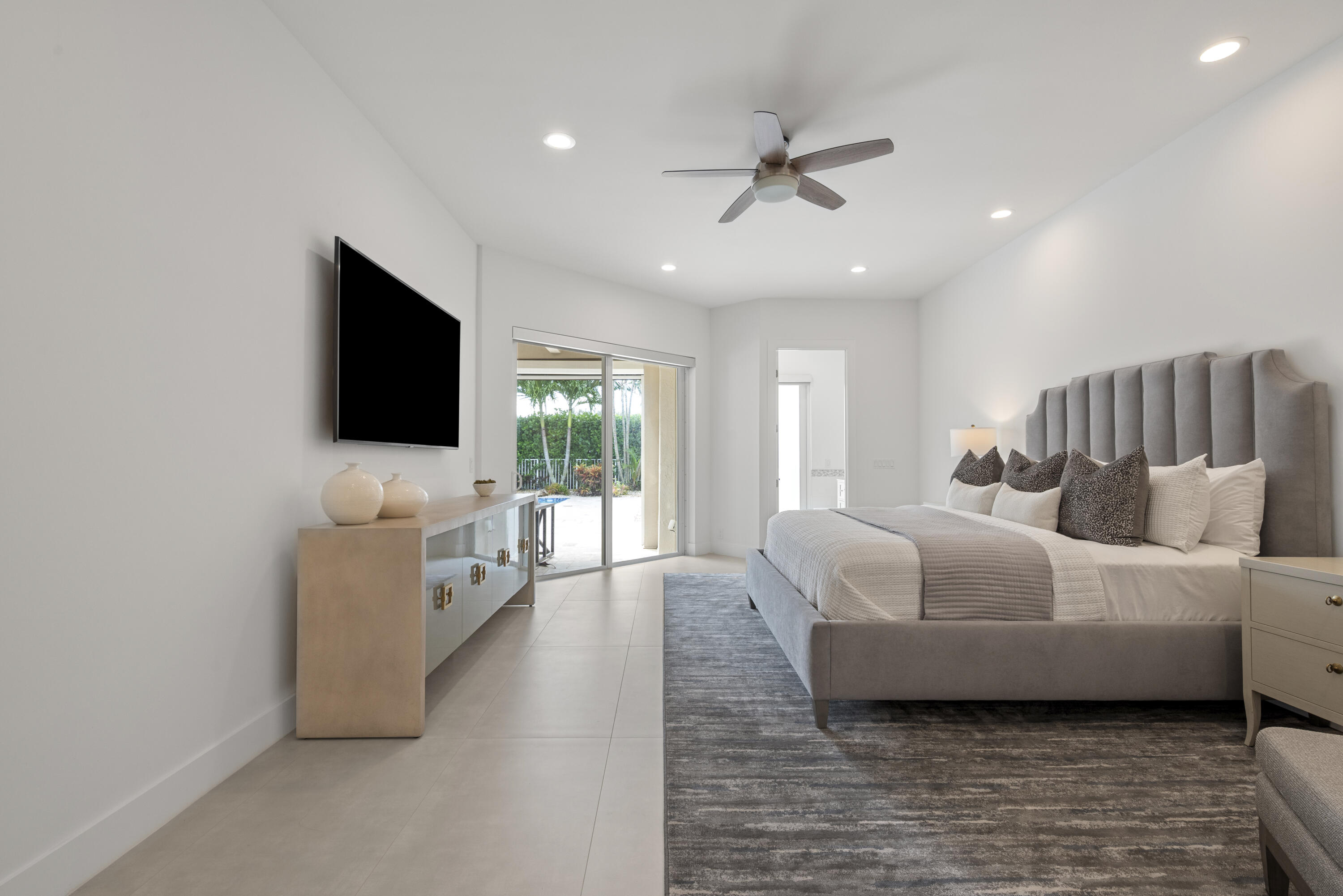 17371 Bridleway Trail