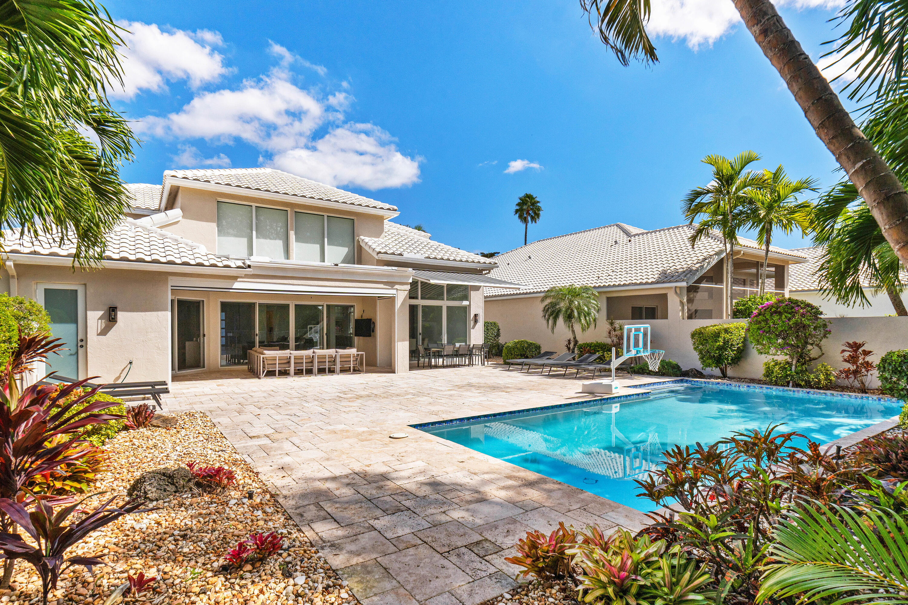 17371 Bridleway Trail