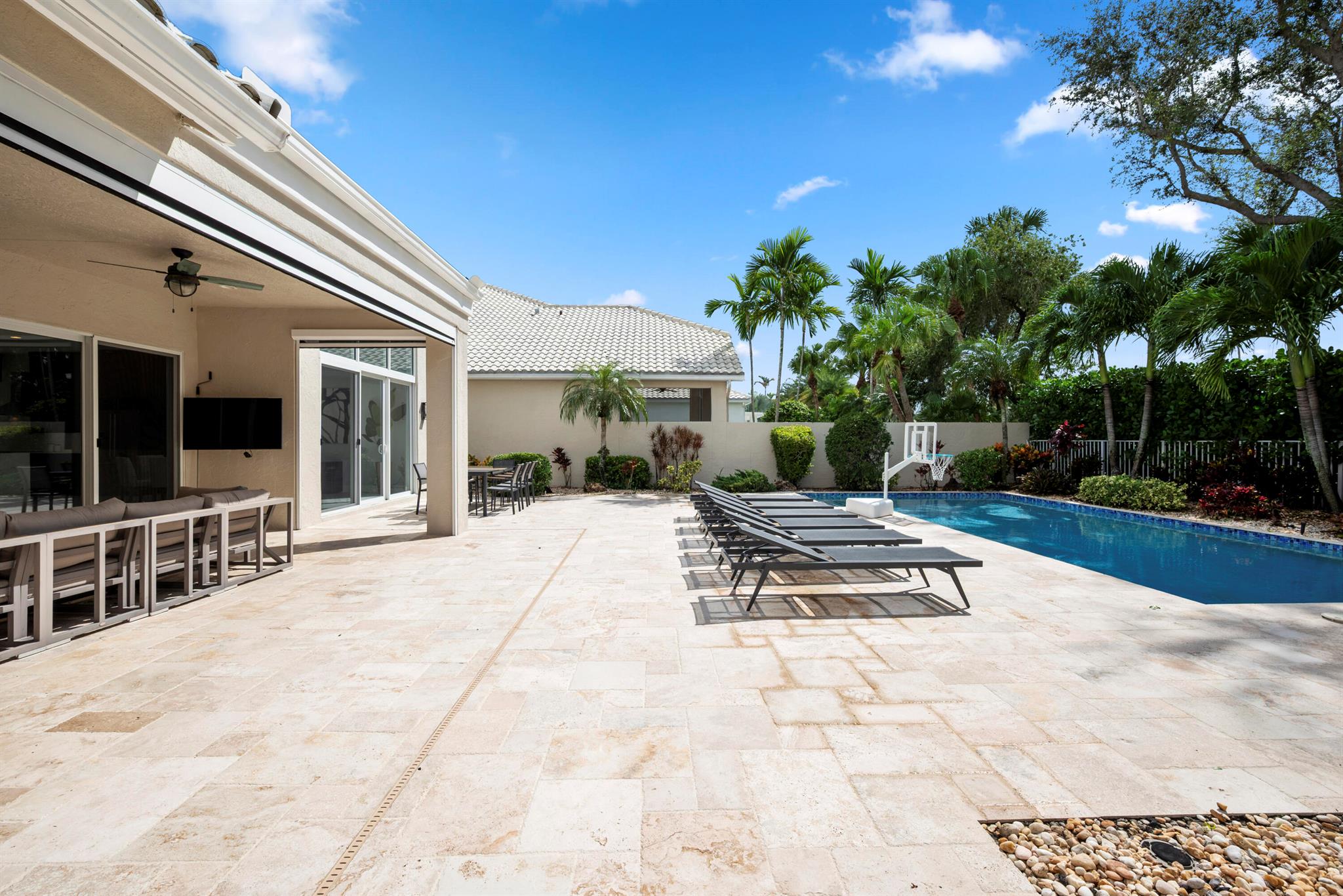 17371 Bridleway Trail