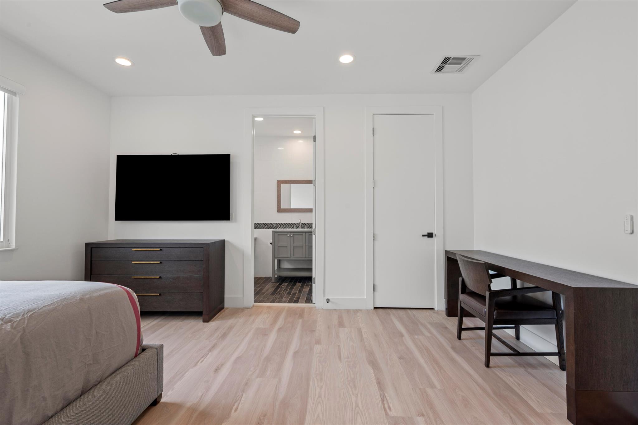 17371 Bridleway Trail