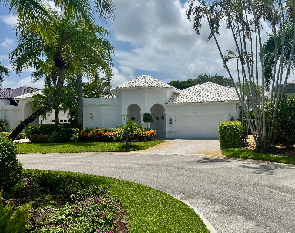 17341 Bridleway Trail