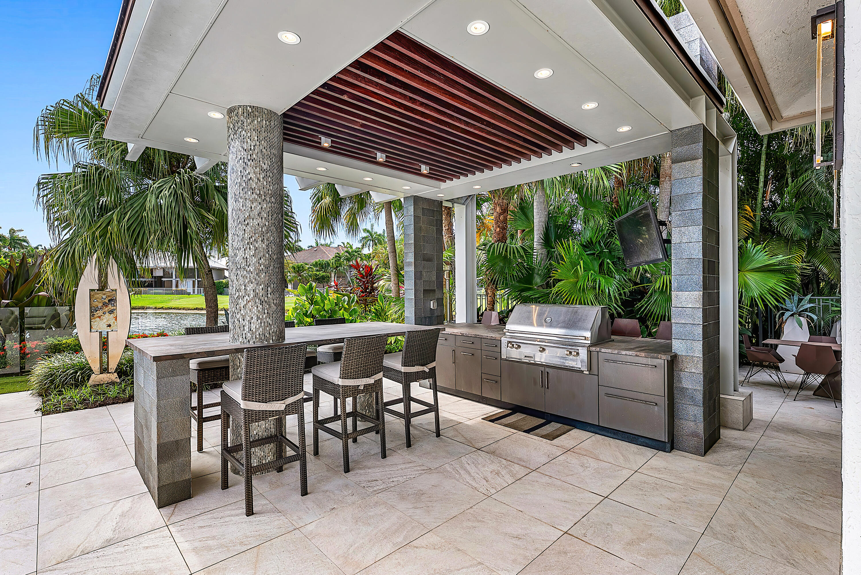 16671 Meadow Creek Circle