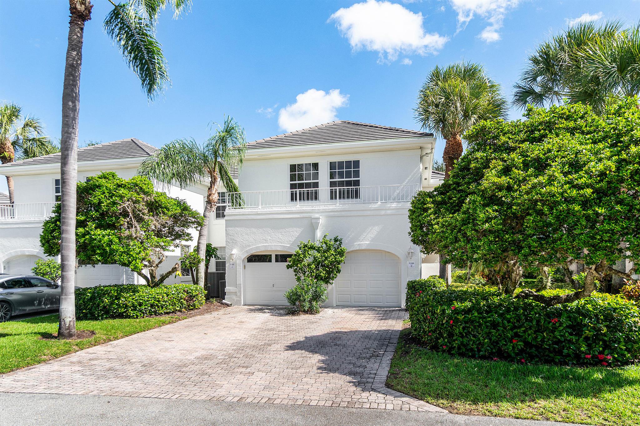 5100 Lake Catalina Drive D