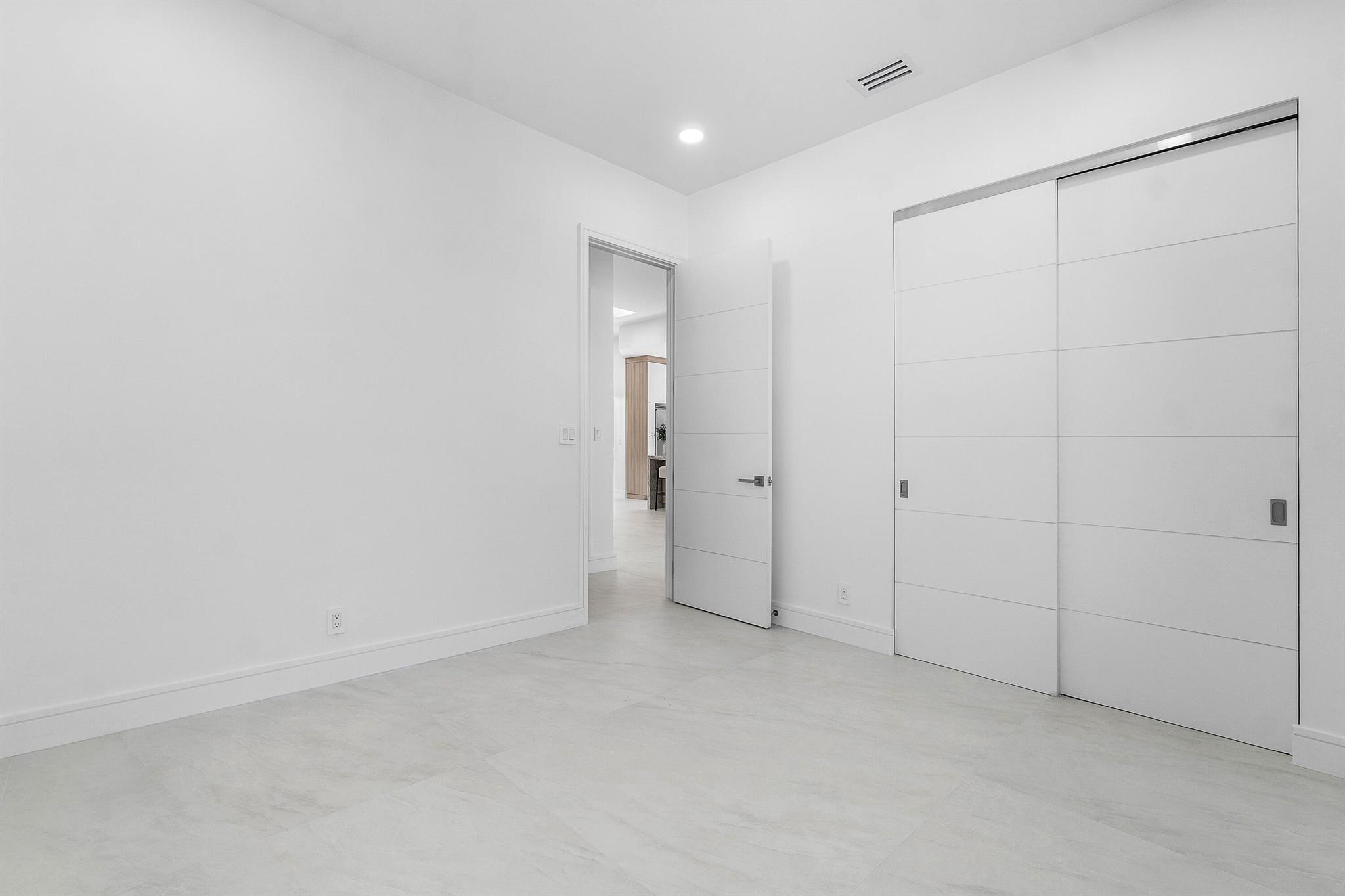 5100 Lake Catalina Drive D