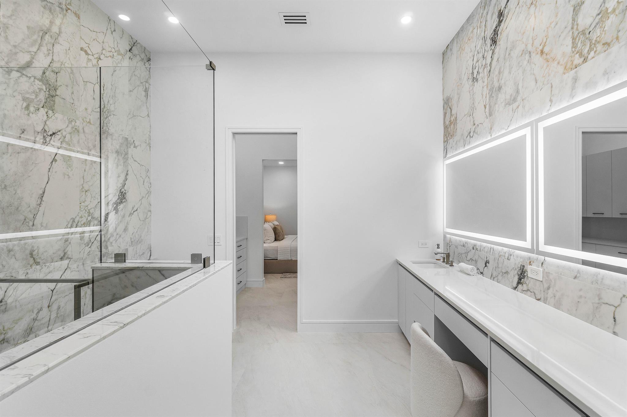 5100 Lake Catalina Drive D