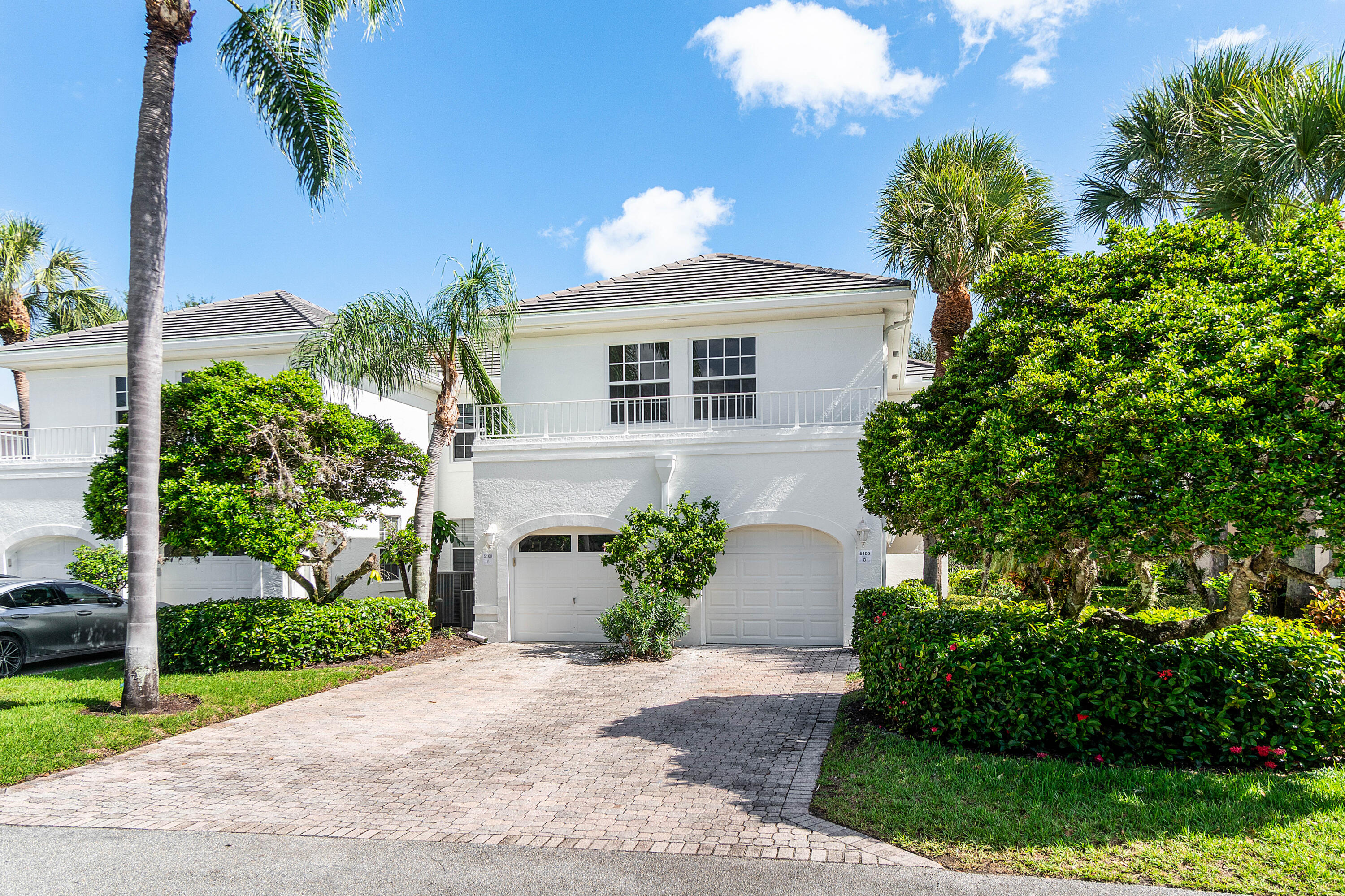 5100 Lake Catalina Drive D