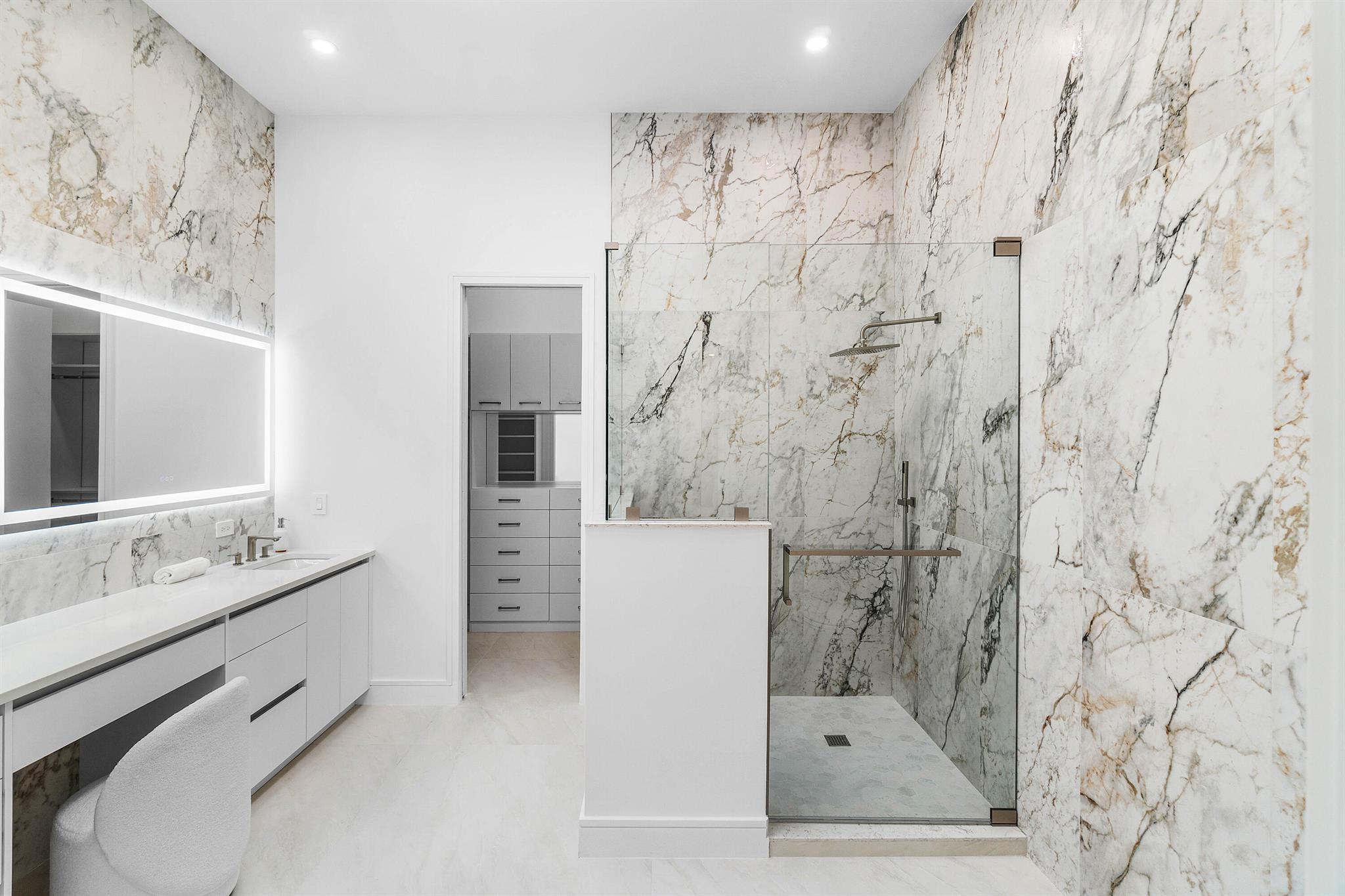 5100 Lake Catalina Drive D