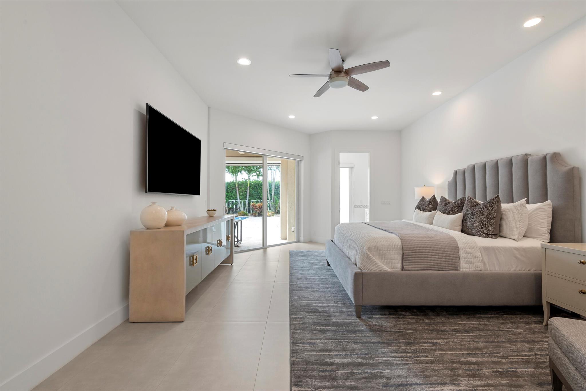 17371 Bridleway Trail