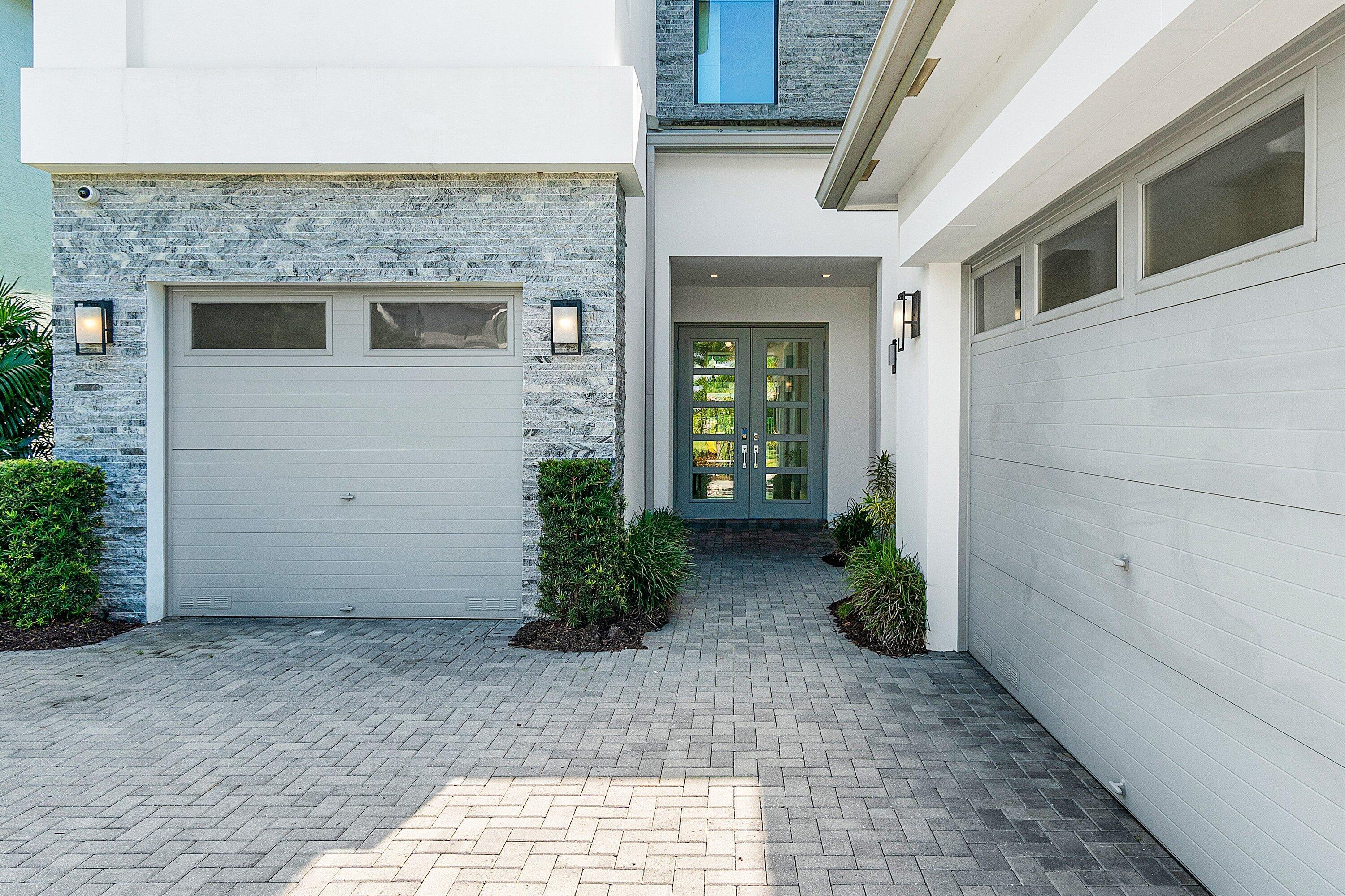 9006 Dulcetto Court