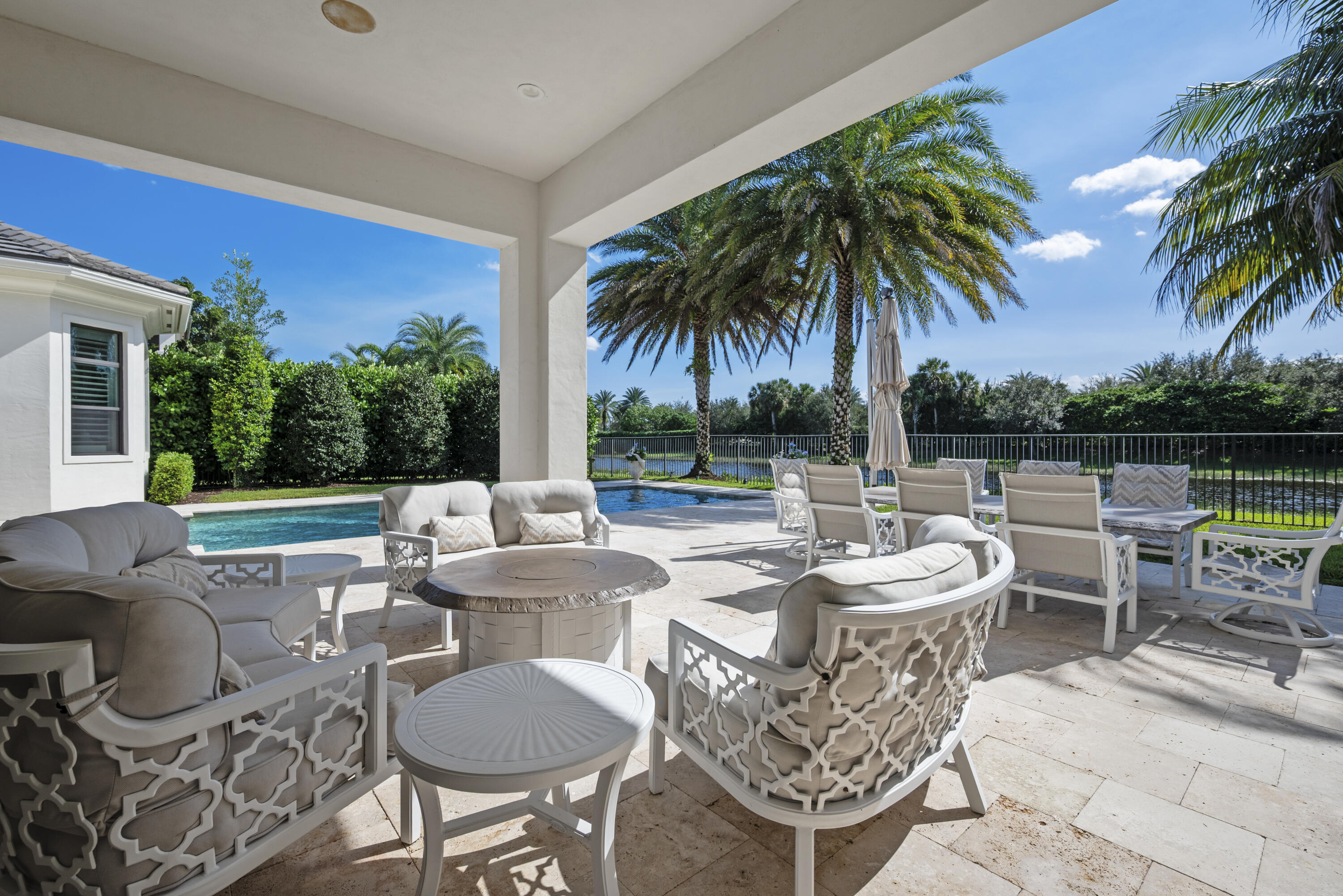 9618 Labelle Court