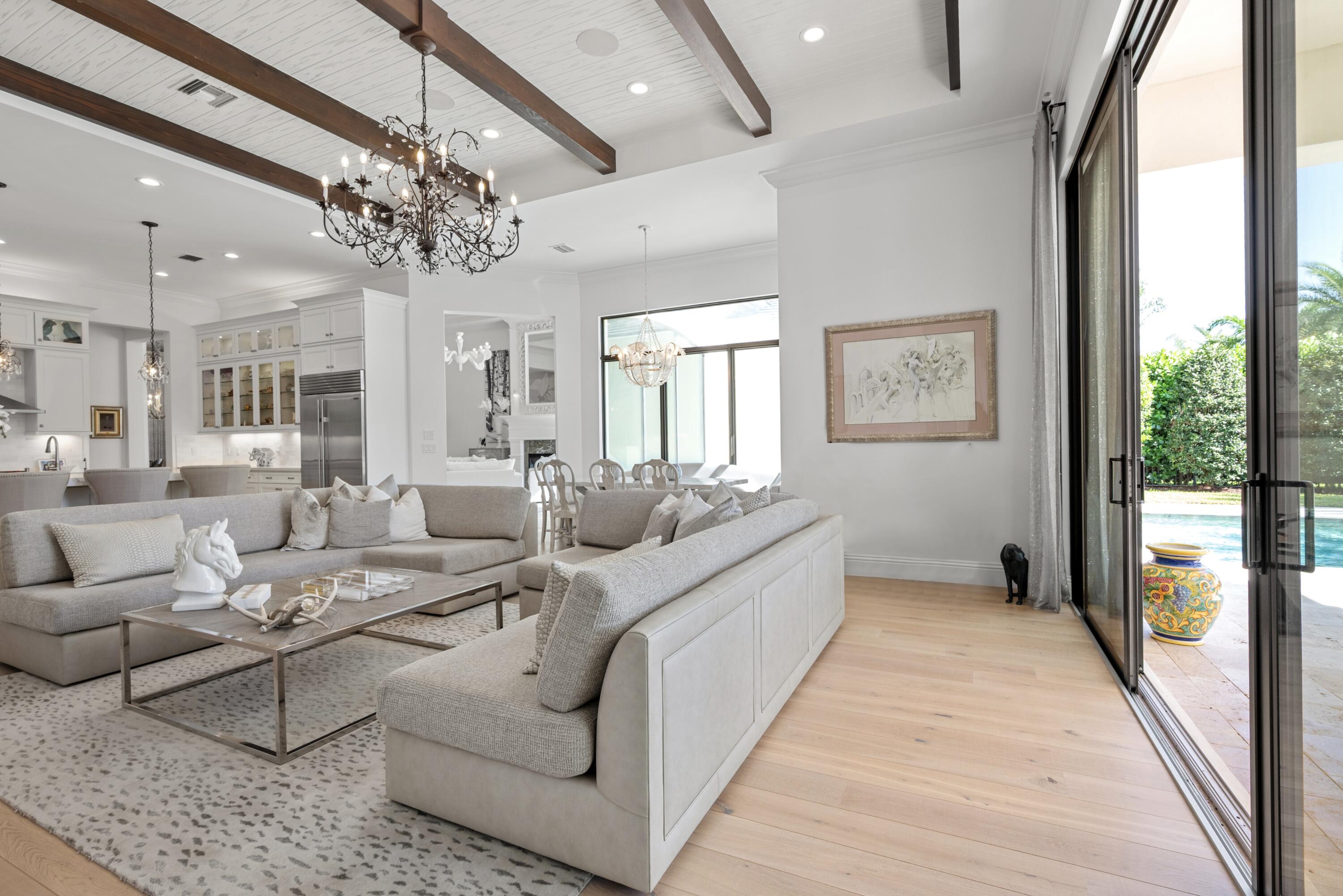 9618 Labelle Court