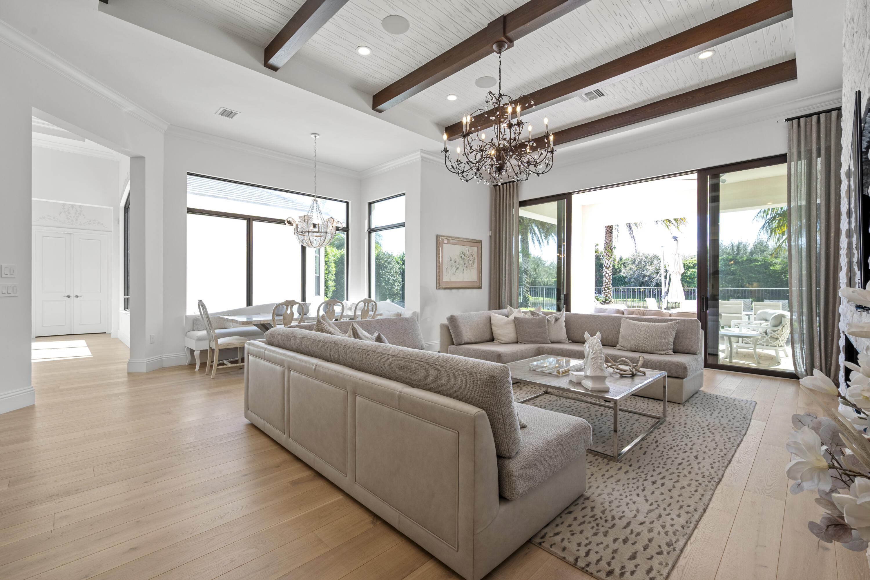 9618 Labelle Court
