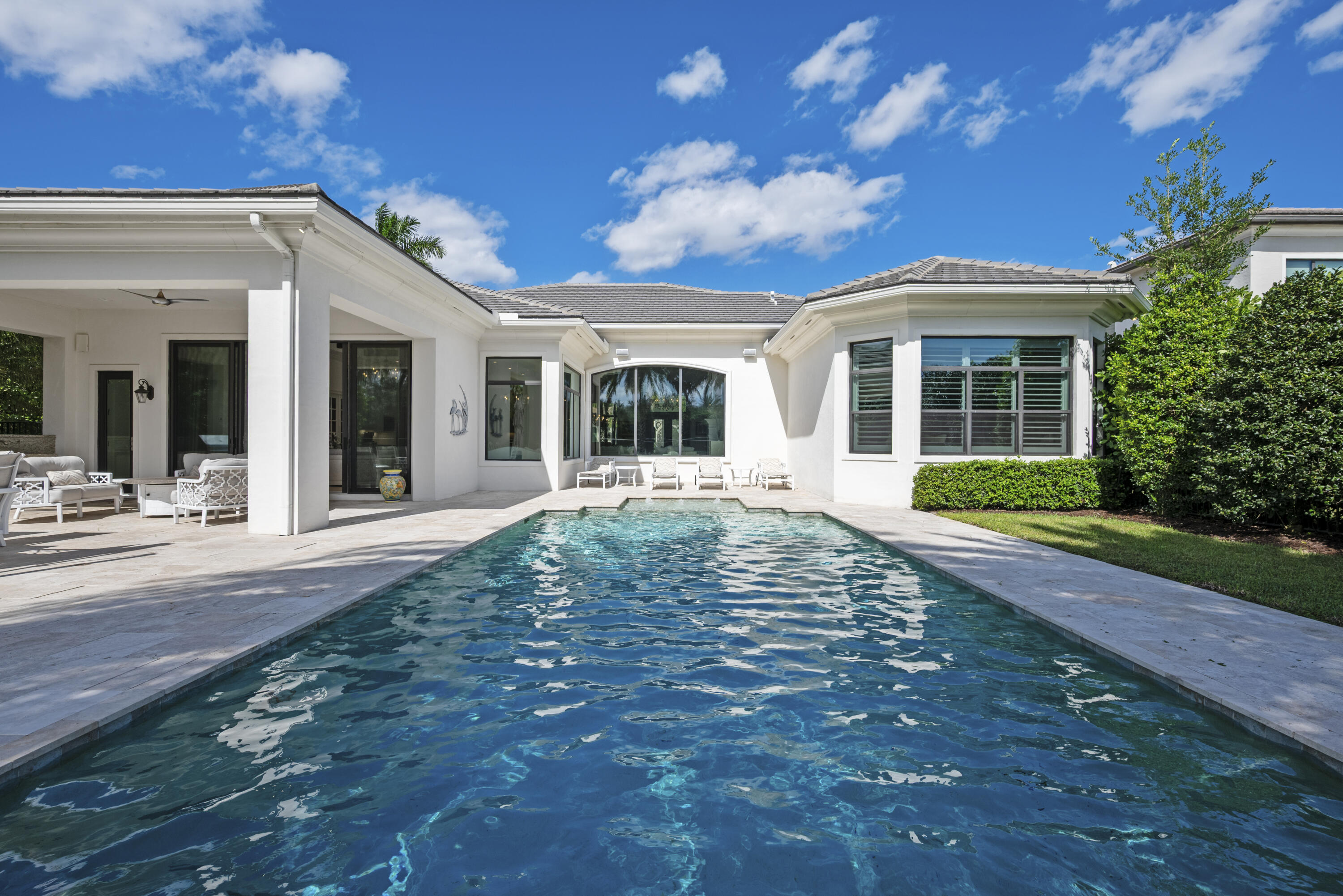 9618 Labelle Court