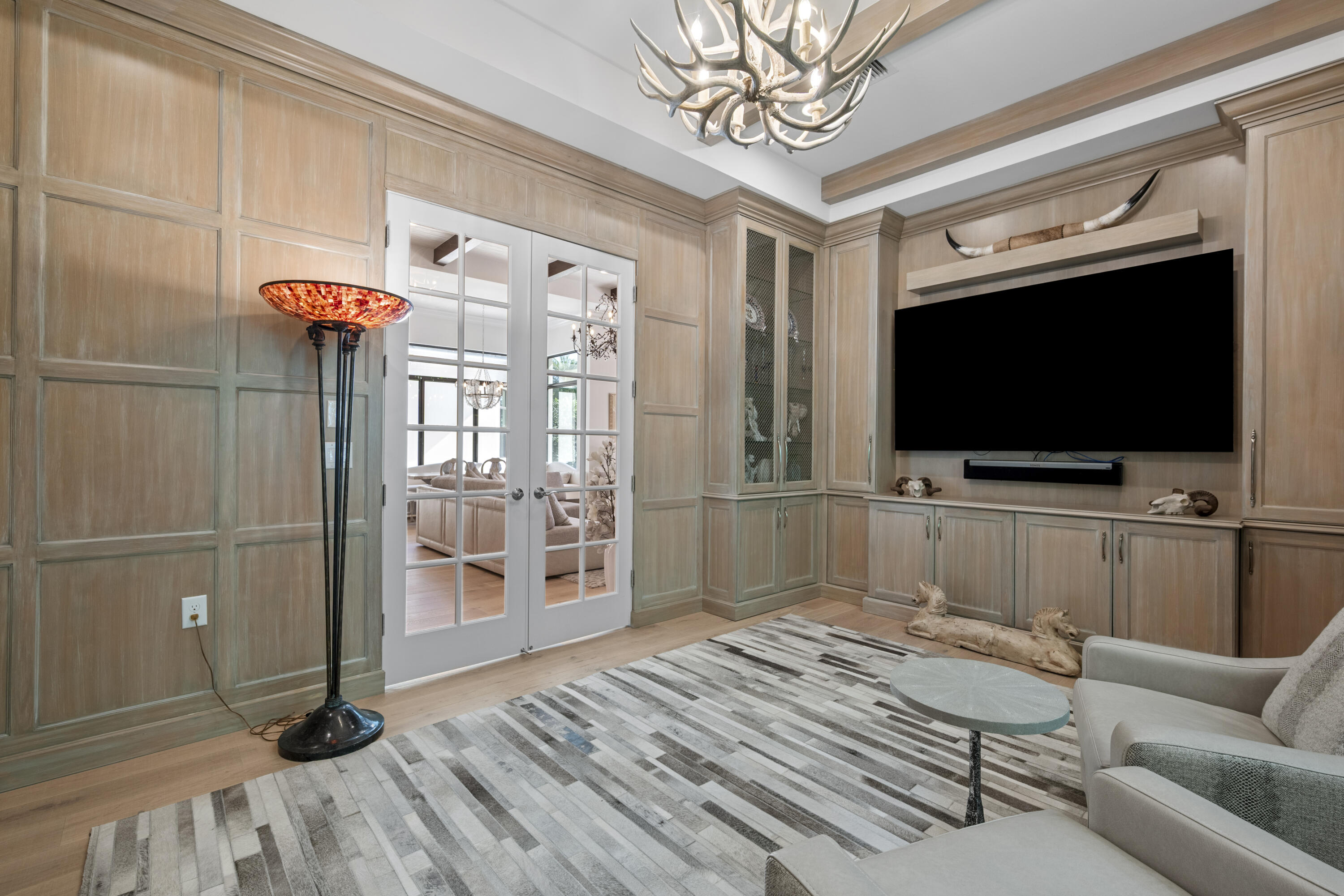 9618 Labelle Court