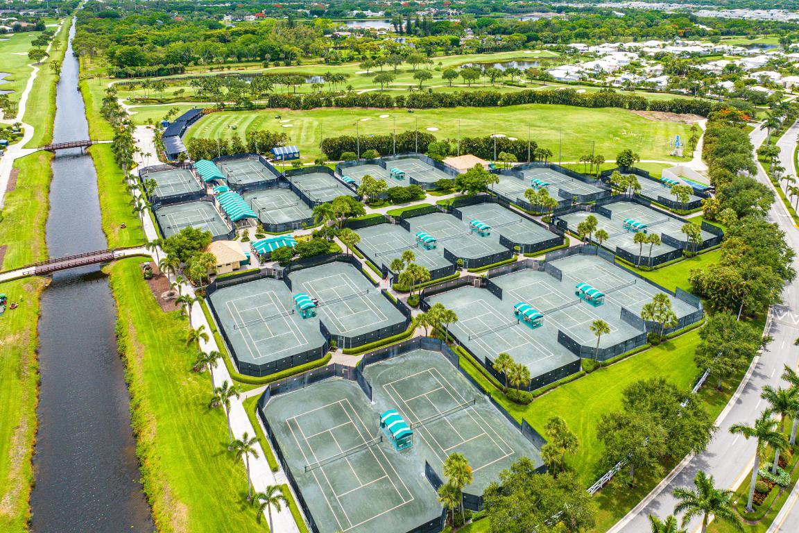 16330 Vintage Oaks Lane