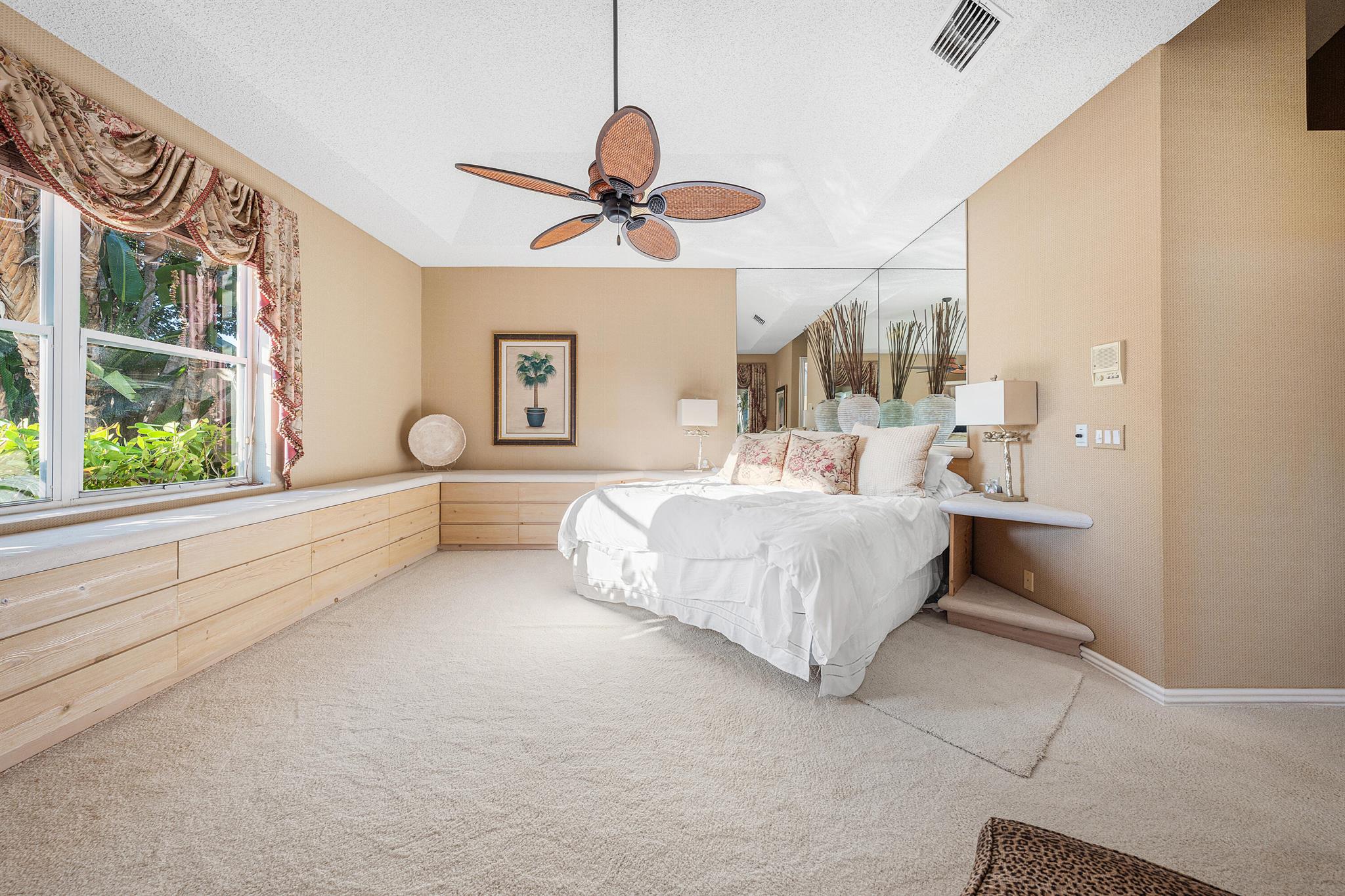 16815 Knightsbridge Lane