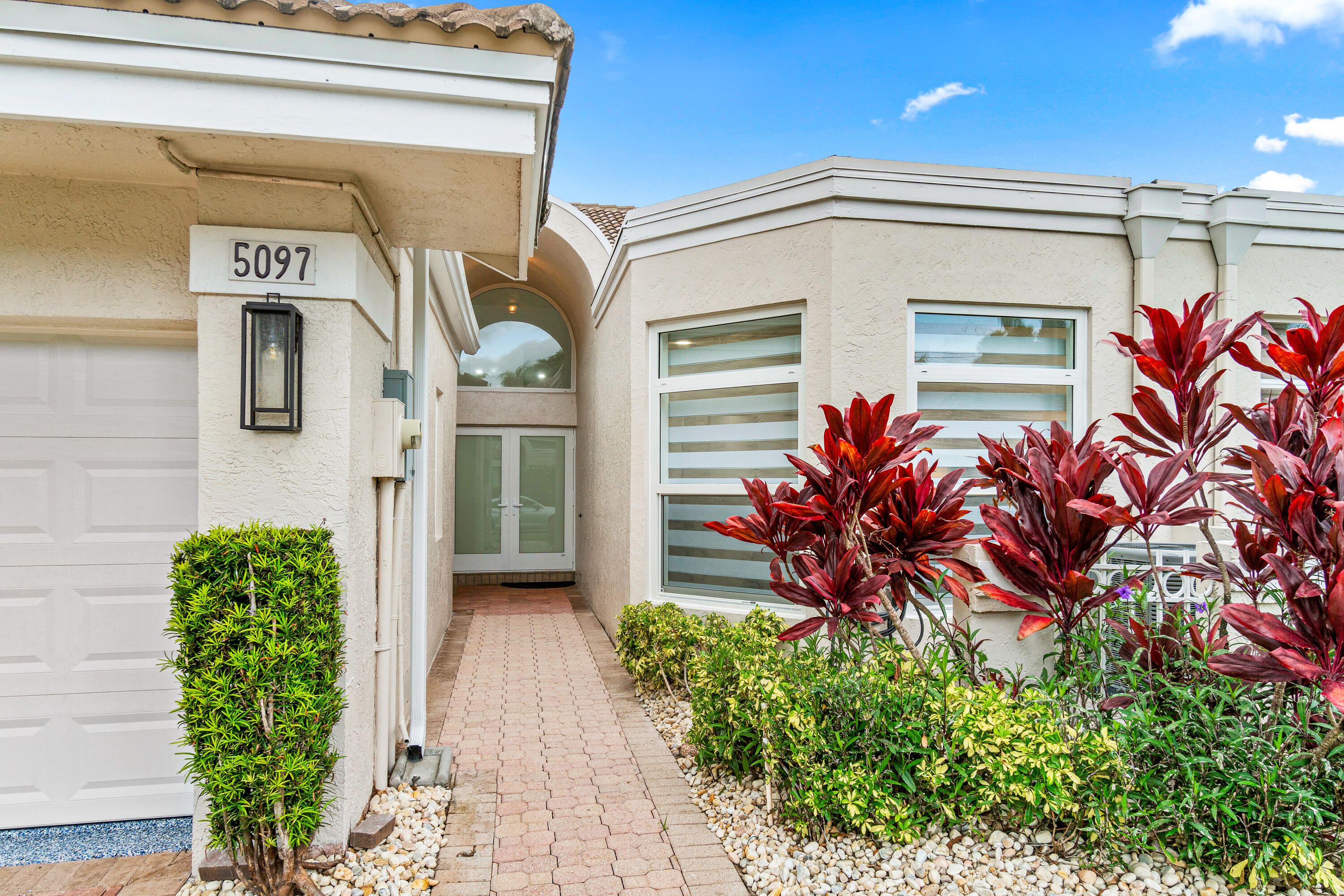 5097 Windsor Parke Drive