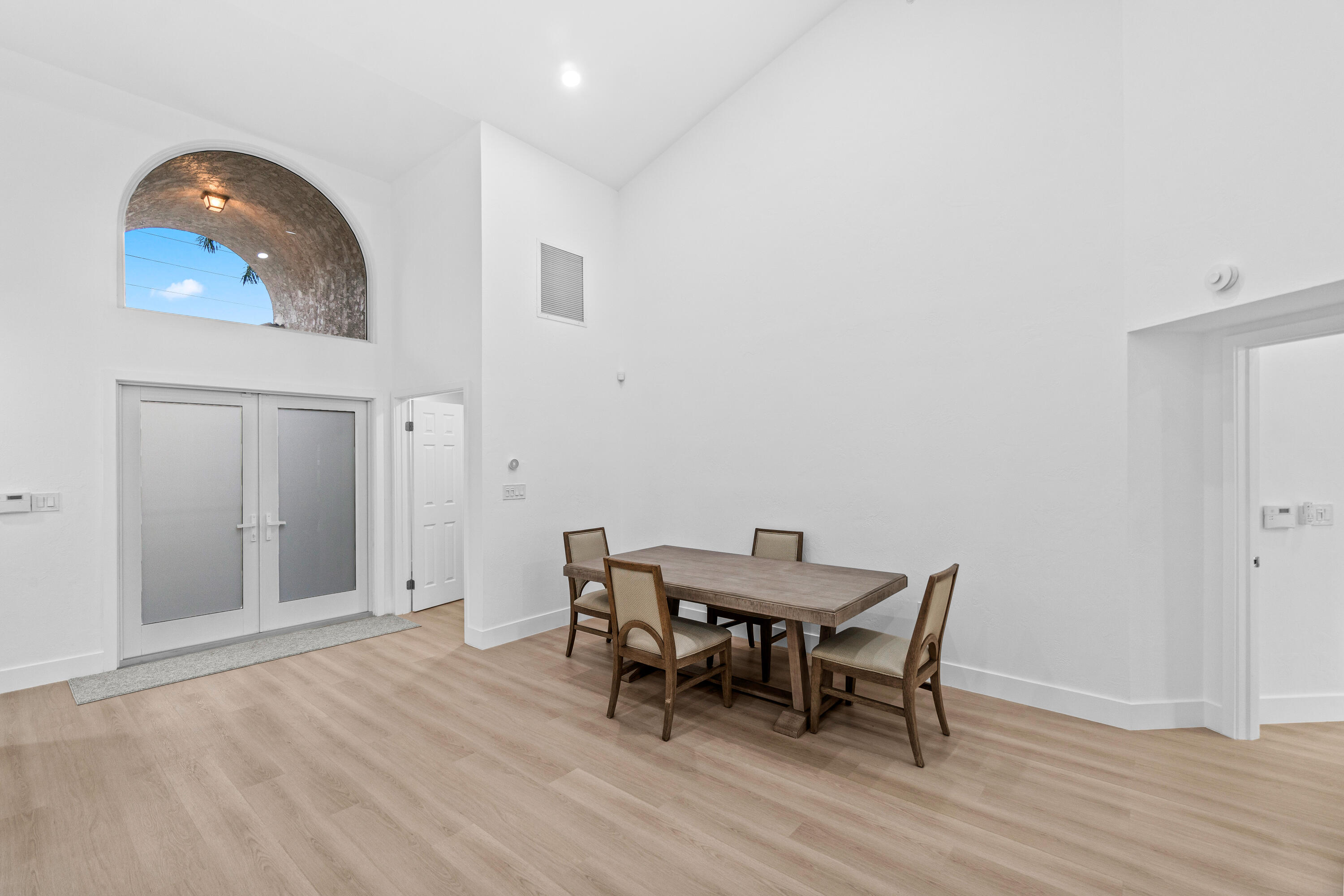 5097 Windsor Parke Drive