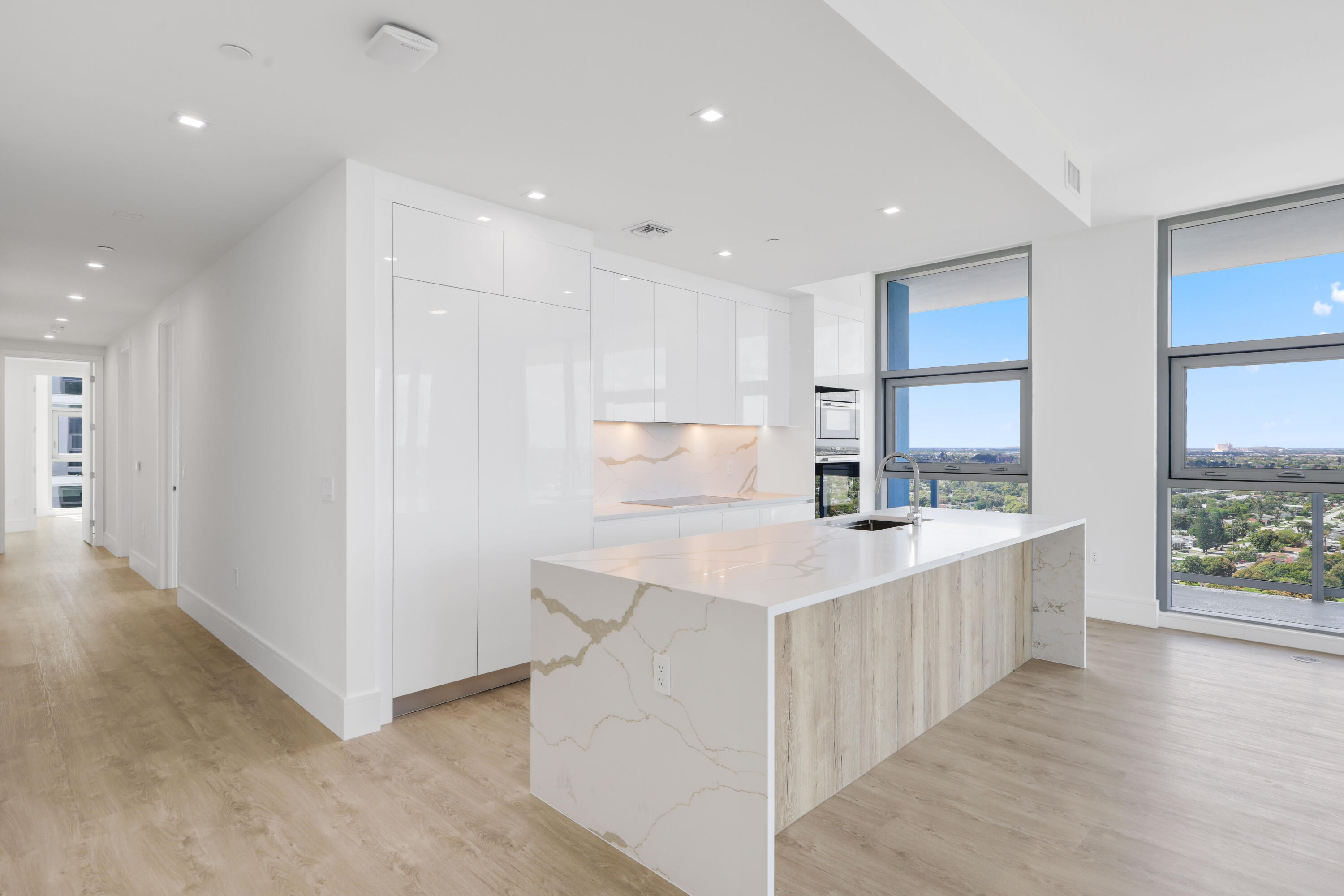 220 Lake Shore Drive 1823