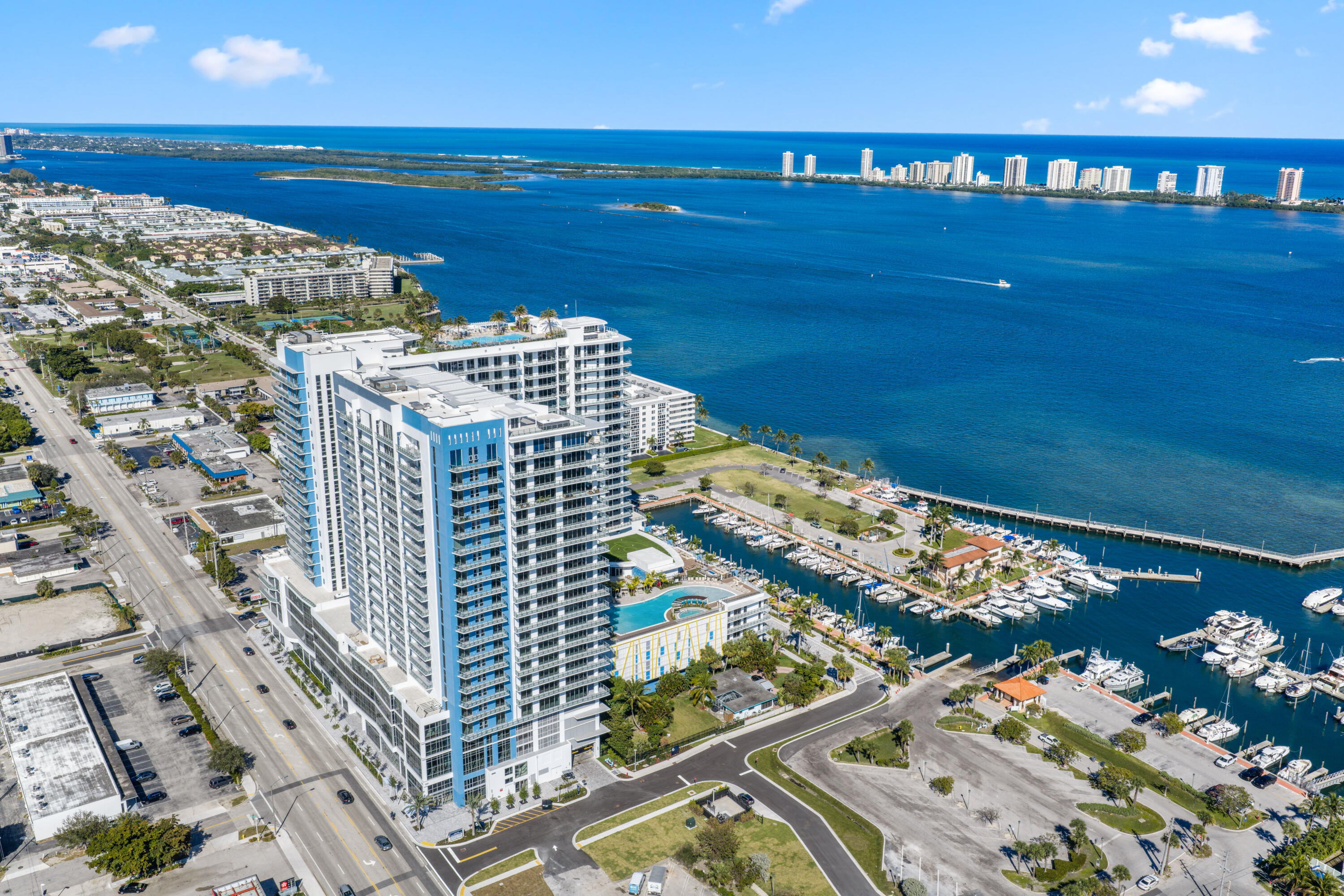 220 Lake Shore Drive 1823