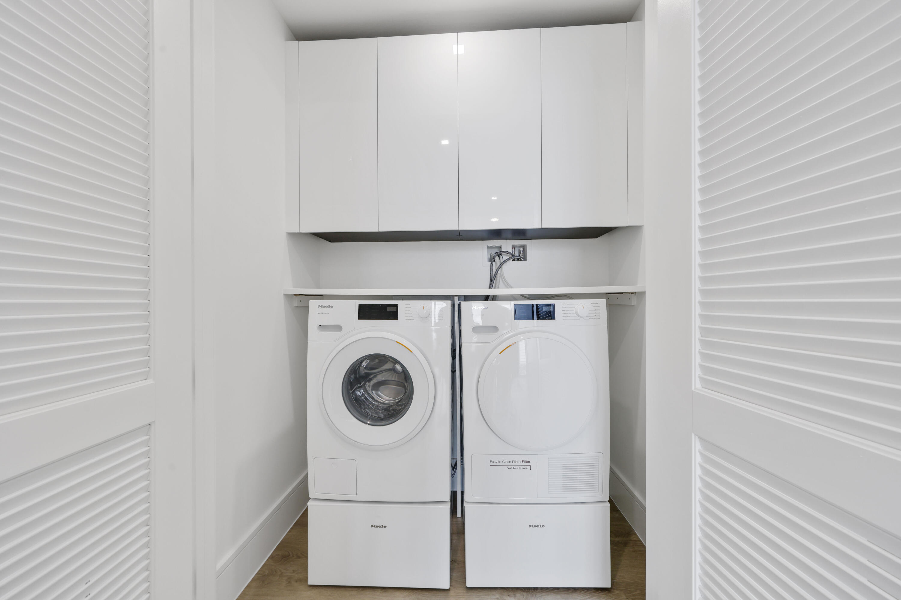 220 Lake Shore Drive 1823