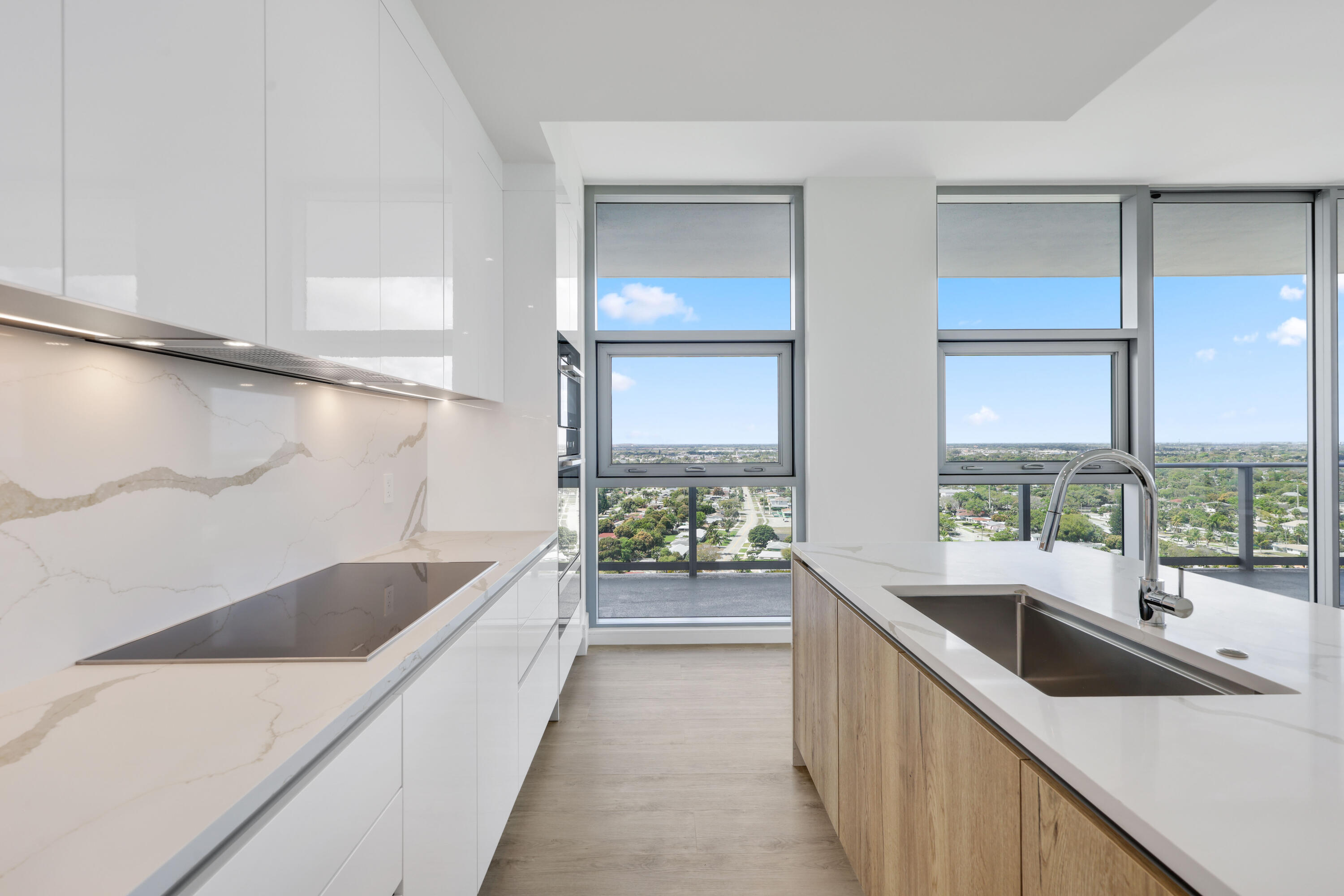 220 Lake Shore Drive 1823