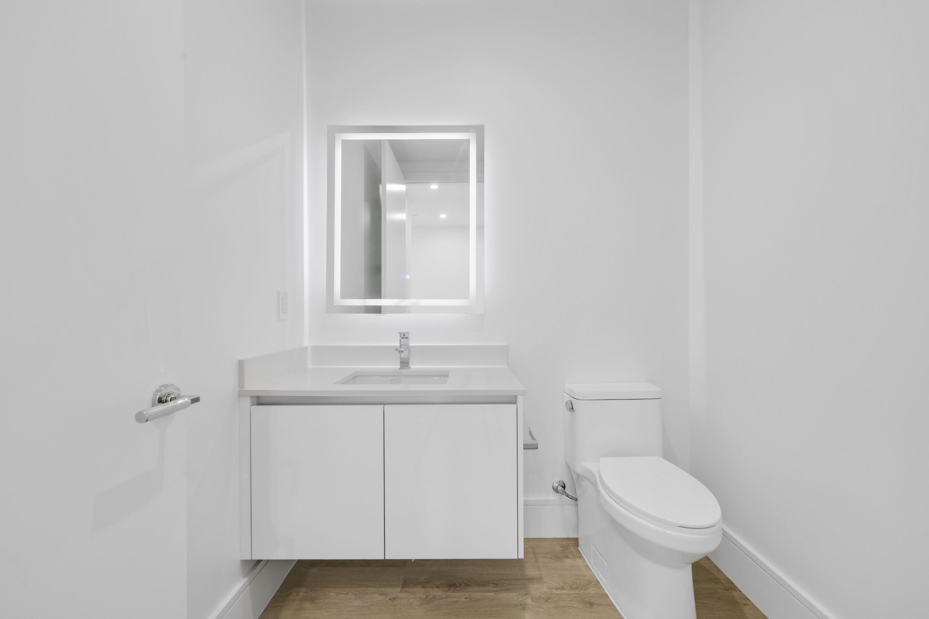 220 Lake Shore Drive 1823