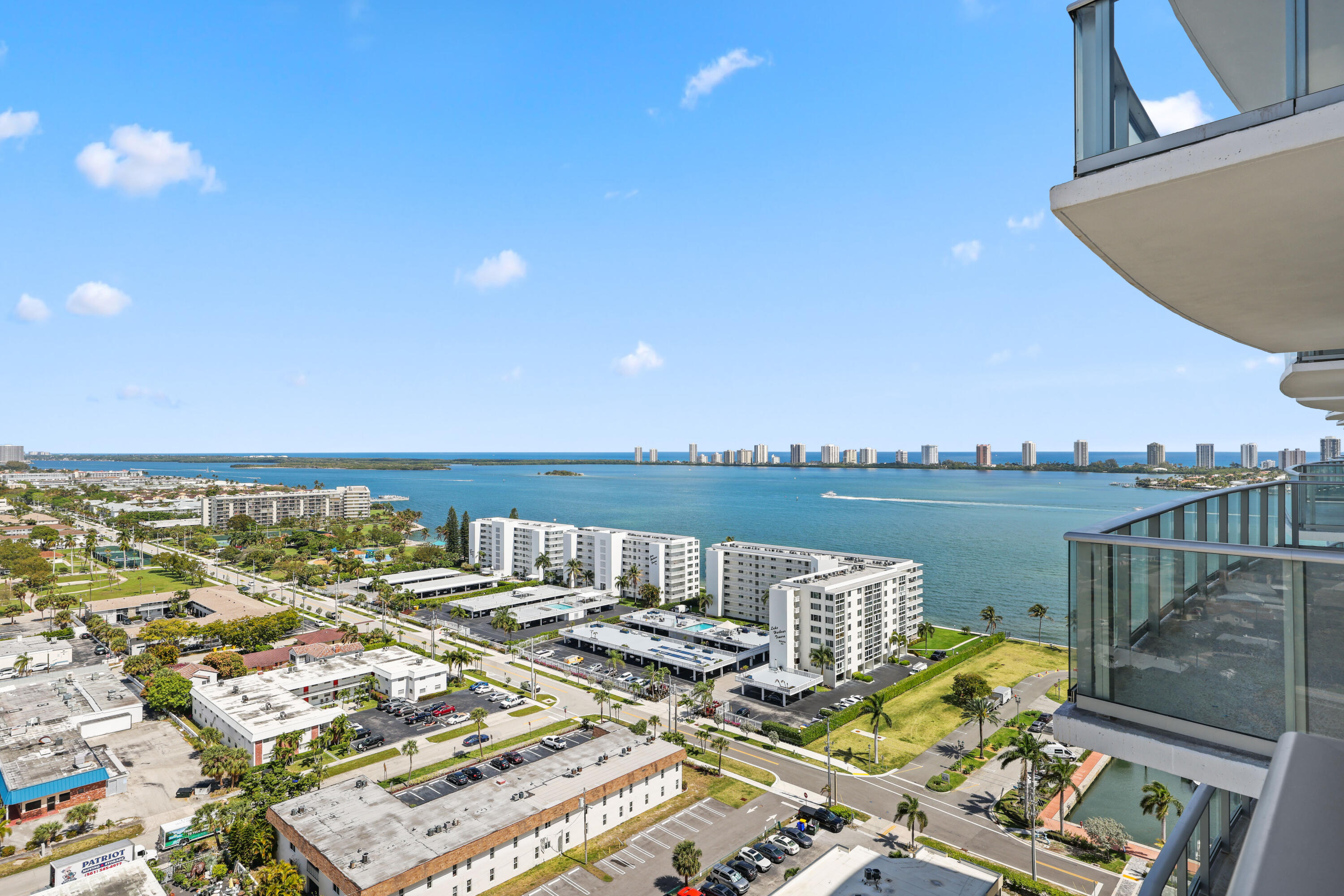 220 Lake Shore Drive 1823