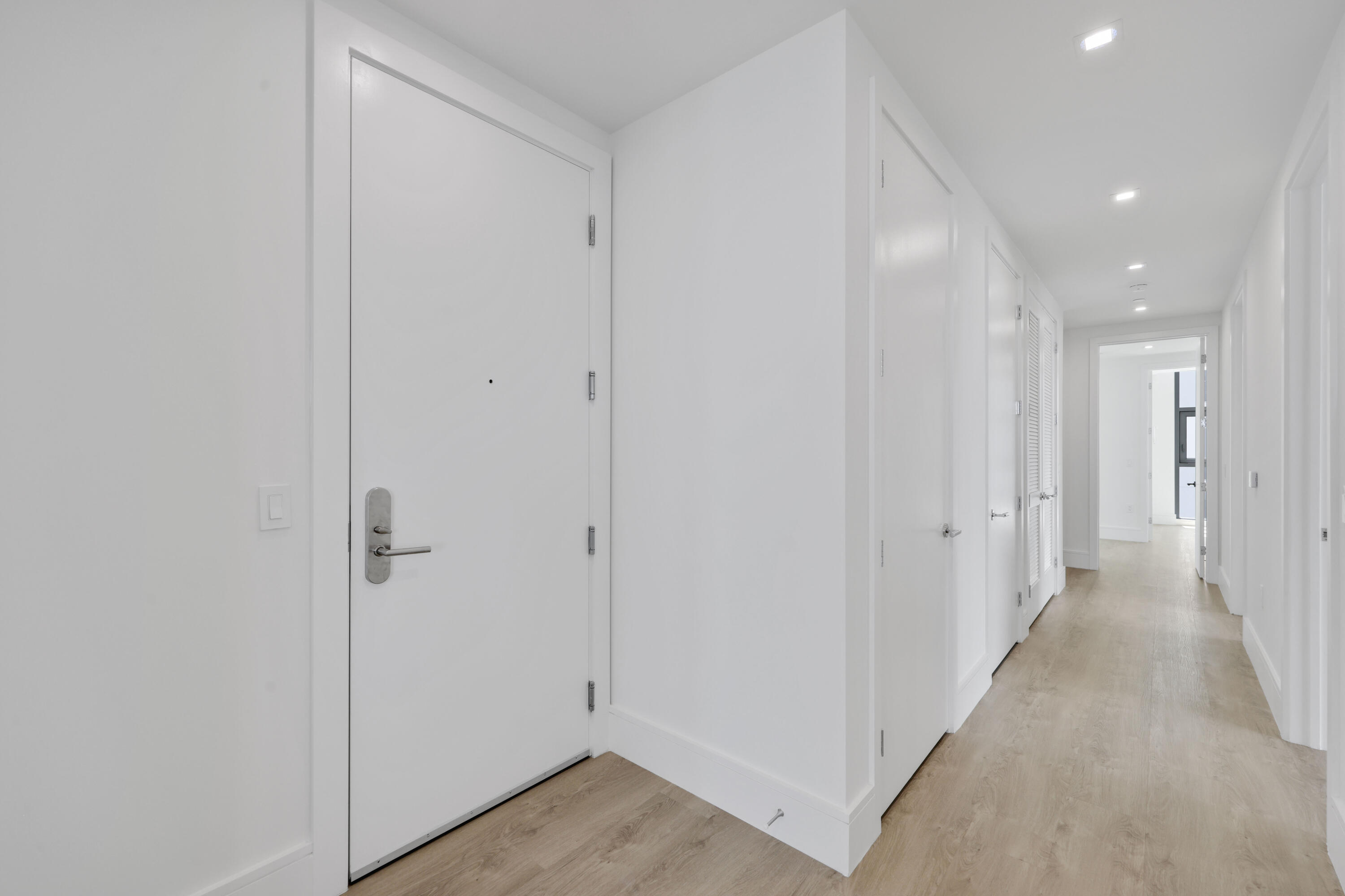 220 Lake Shore Drive 1823