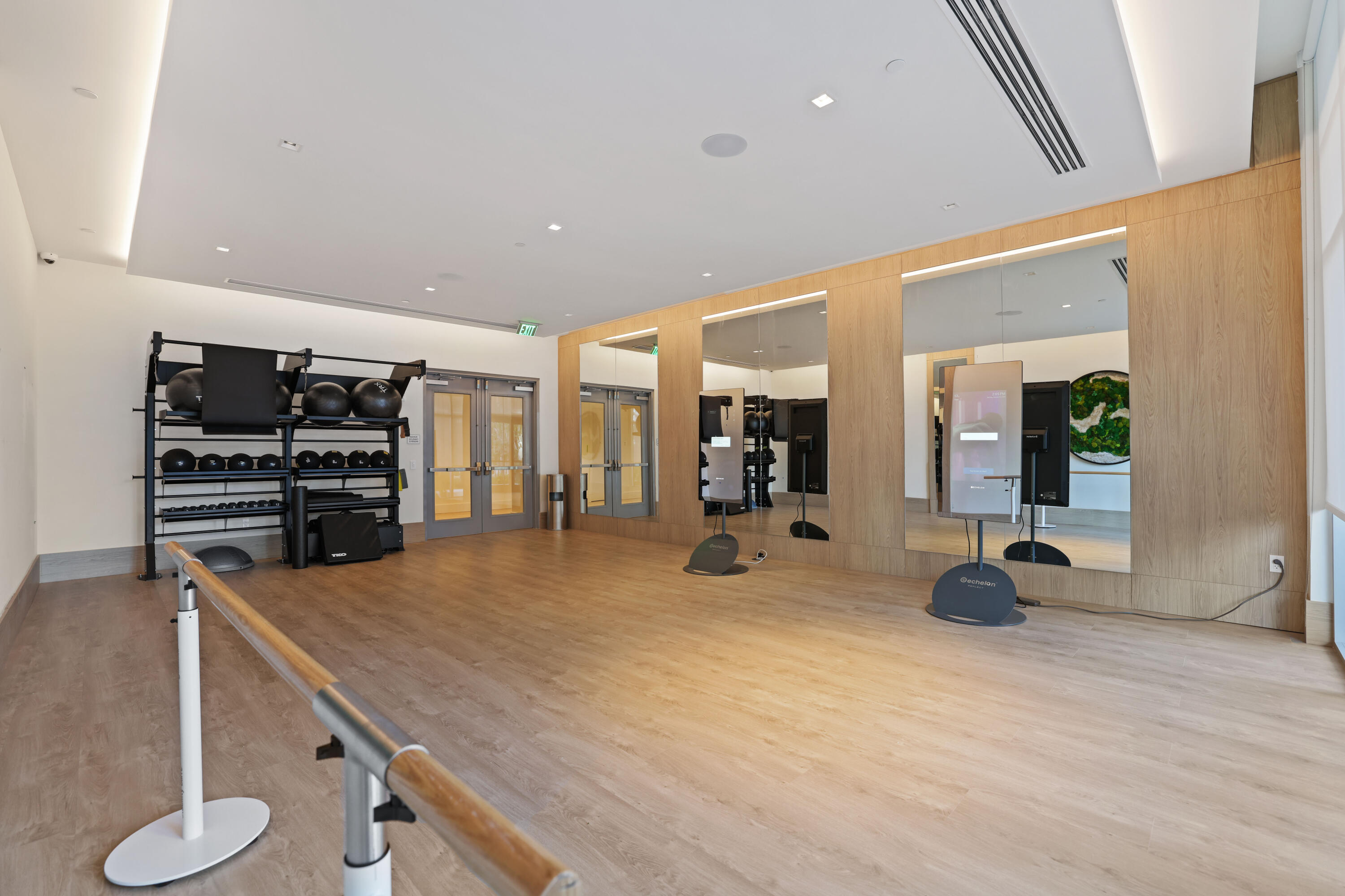 220 Lake Shore Drive 1823