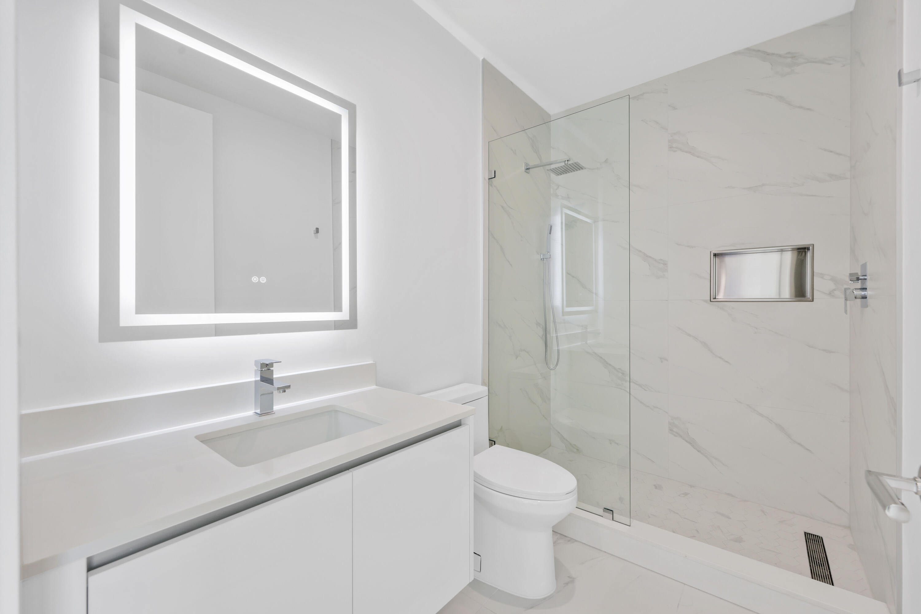 220 Lake Shore Drive 1823