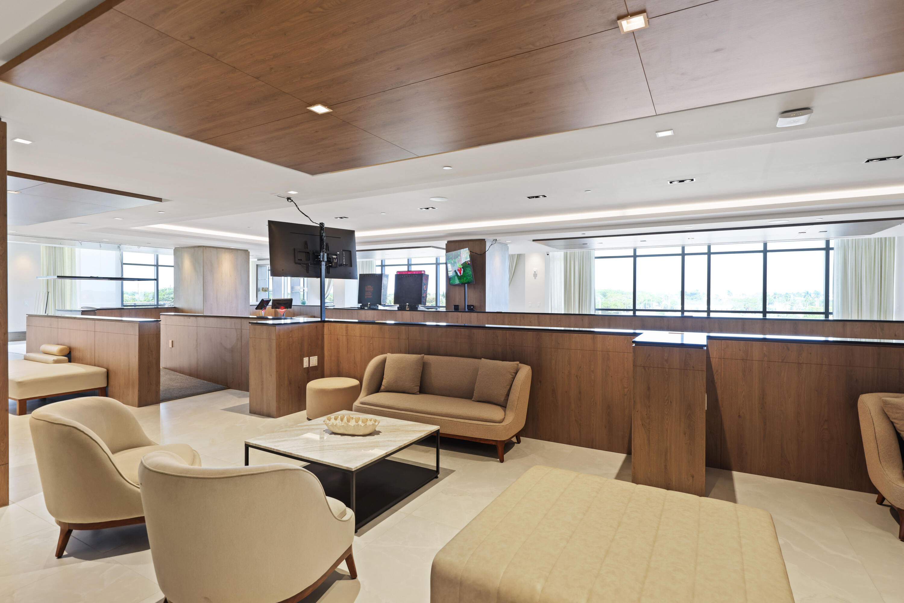 220 Lake Shore Drive 1823