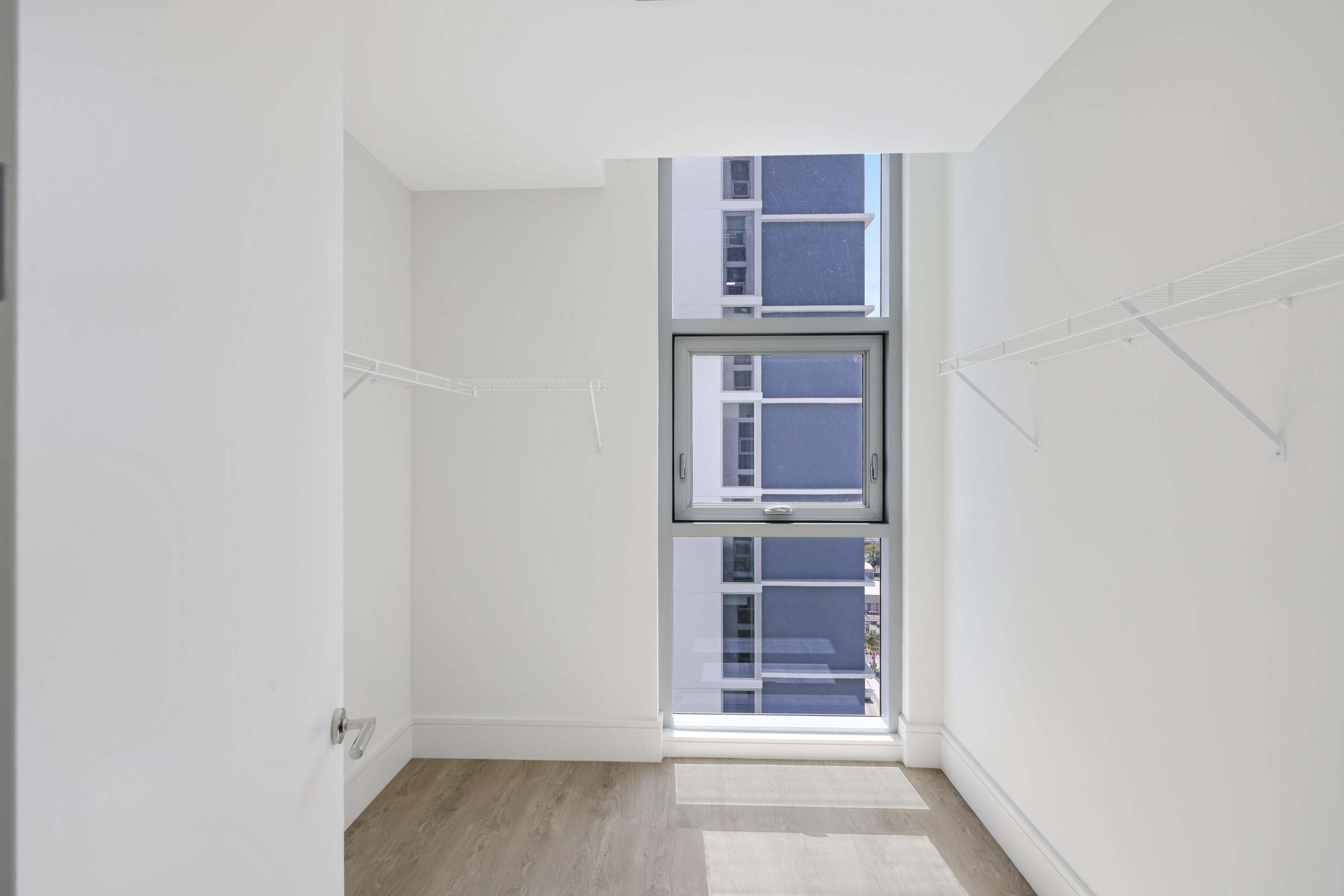 220 Lake Shore Drive 1823