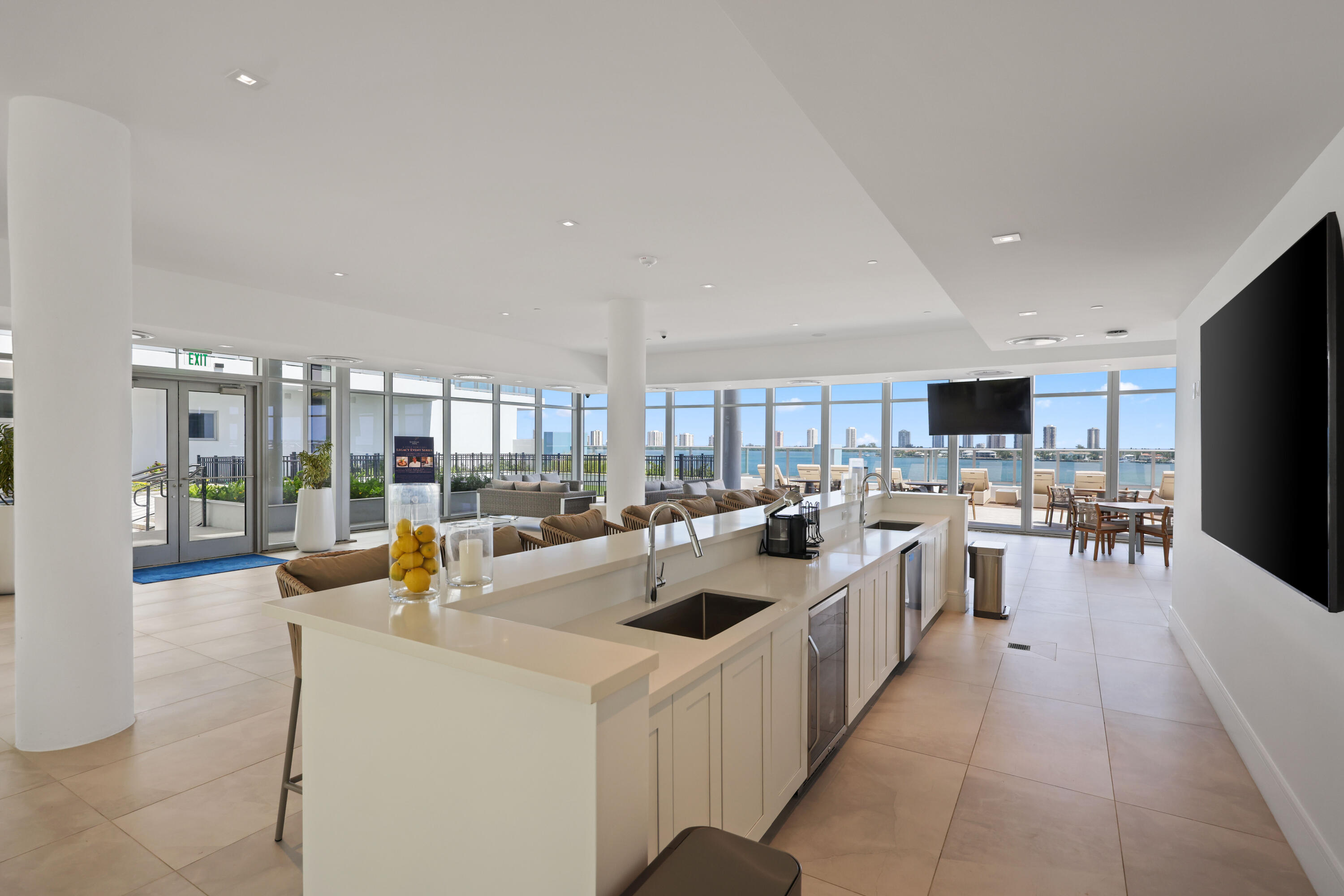 220 Lake Shore Drive 1823