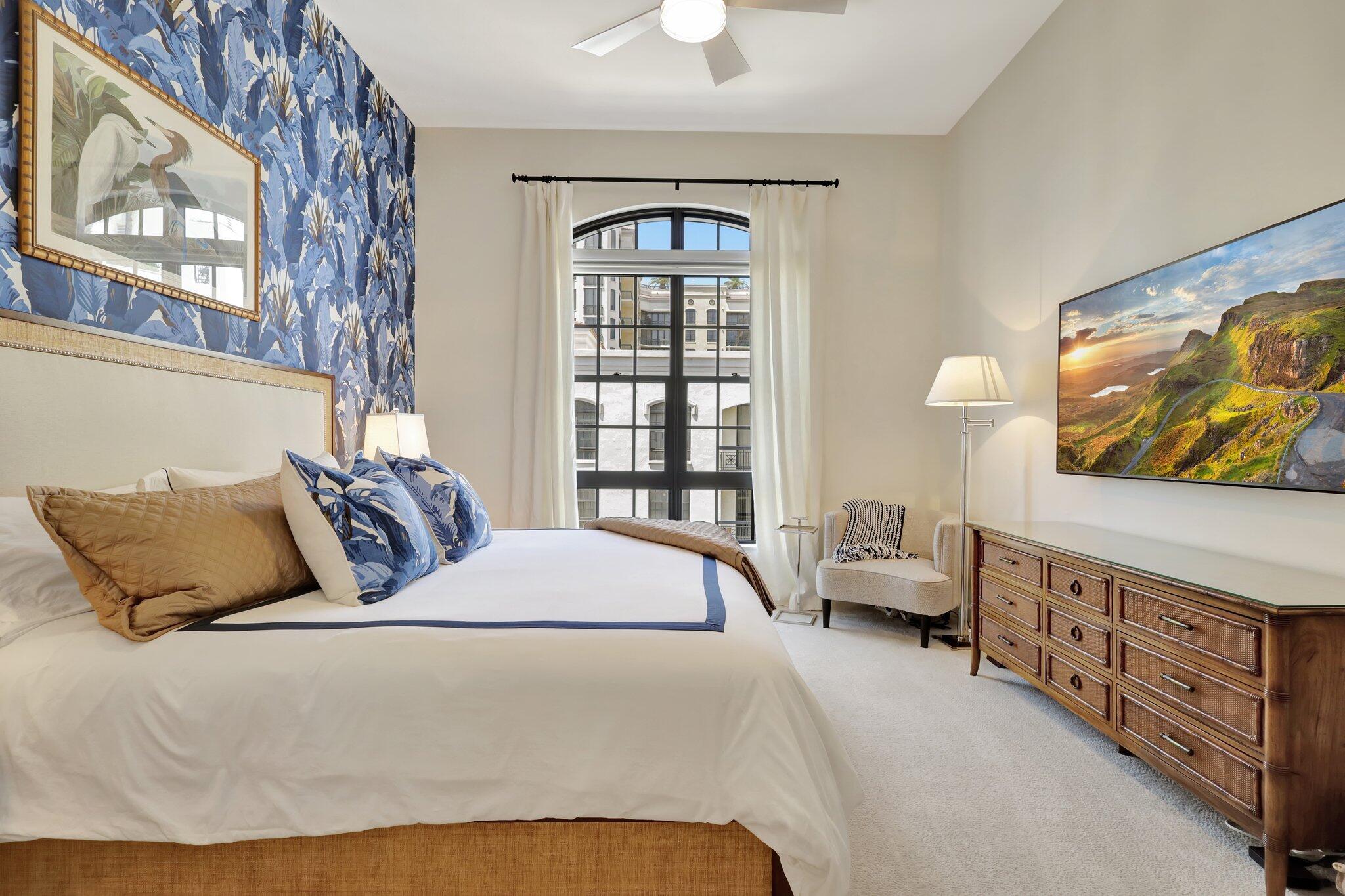 801 S Olive Avenue 1620