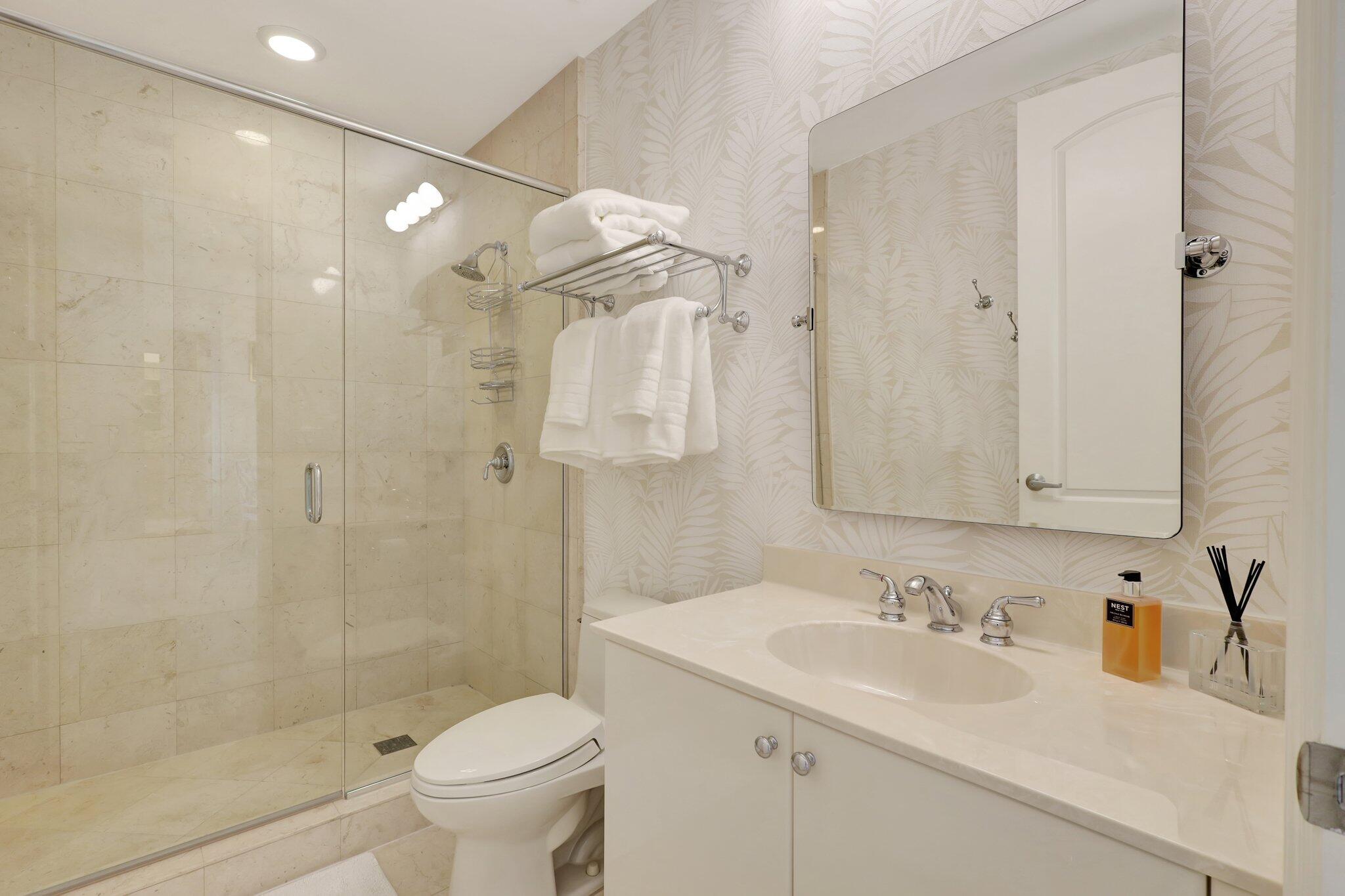 801 S Olive Avenue 1620