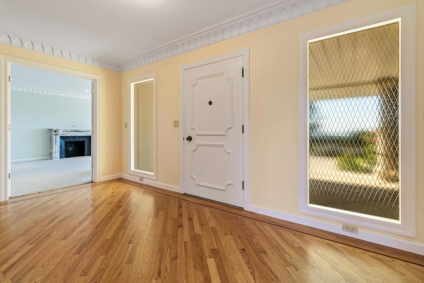 900 East Bel Mar Drive