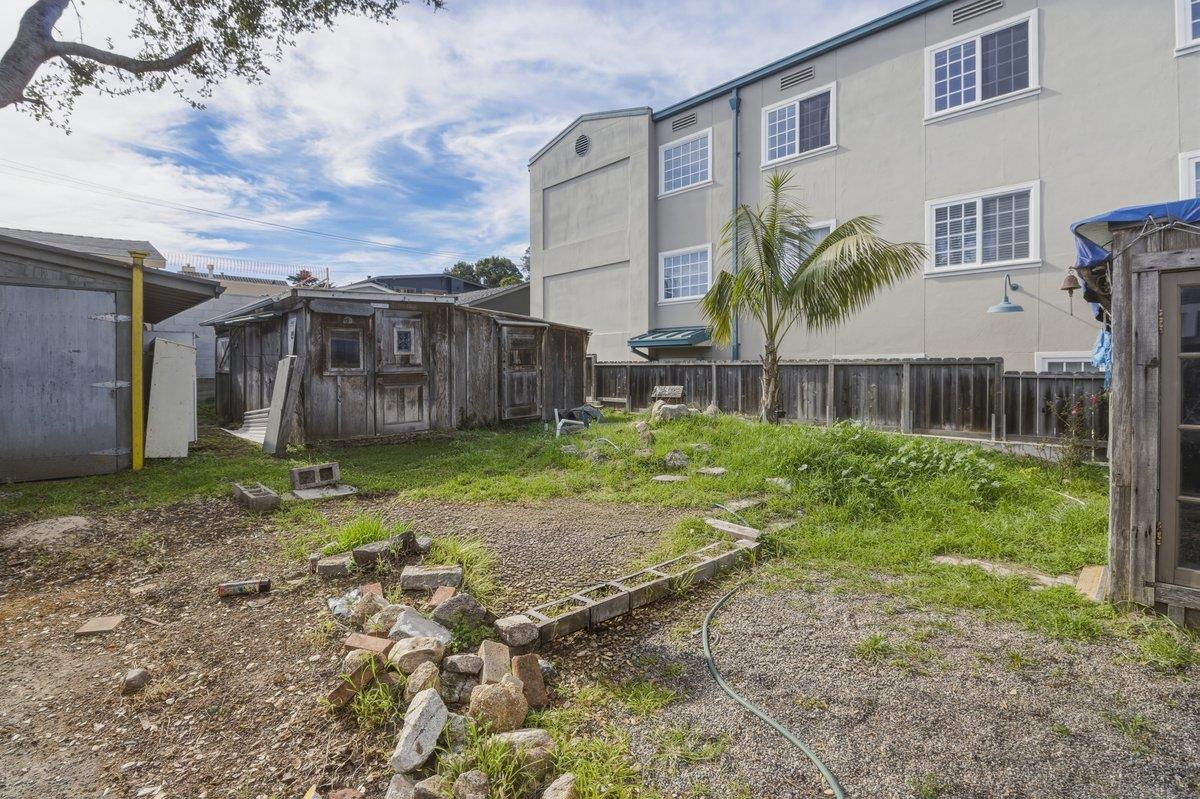 529 Wave Street
