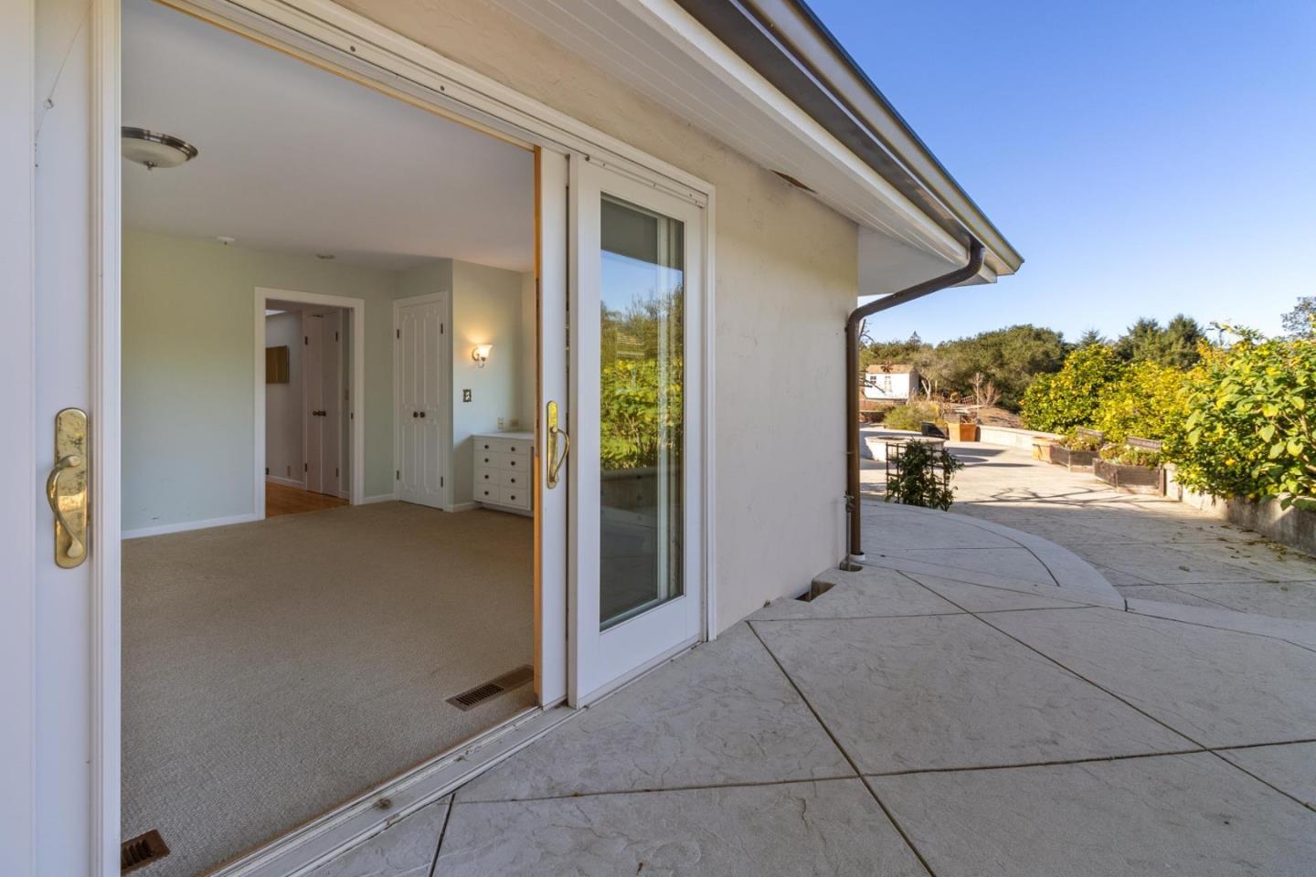 900 E Bel Mar DR