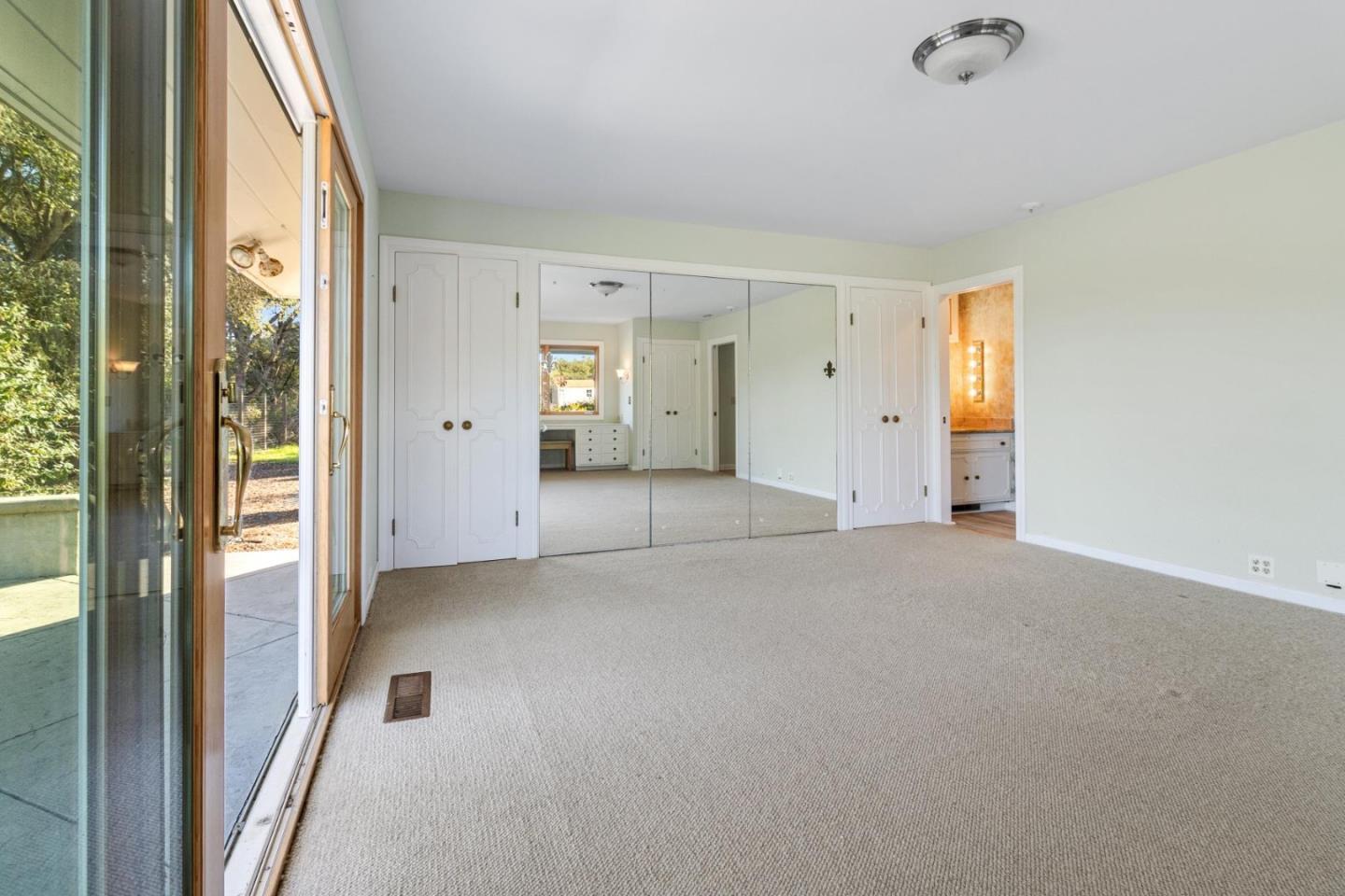 900 E Bel Mar DR