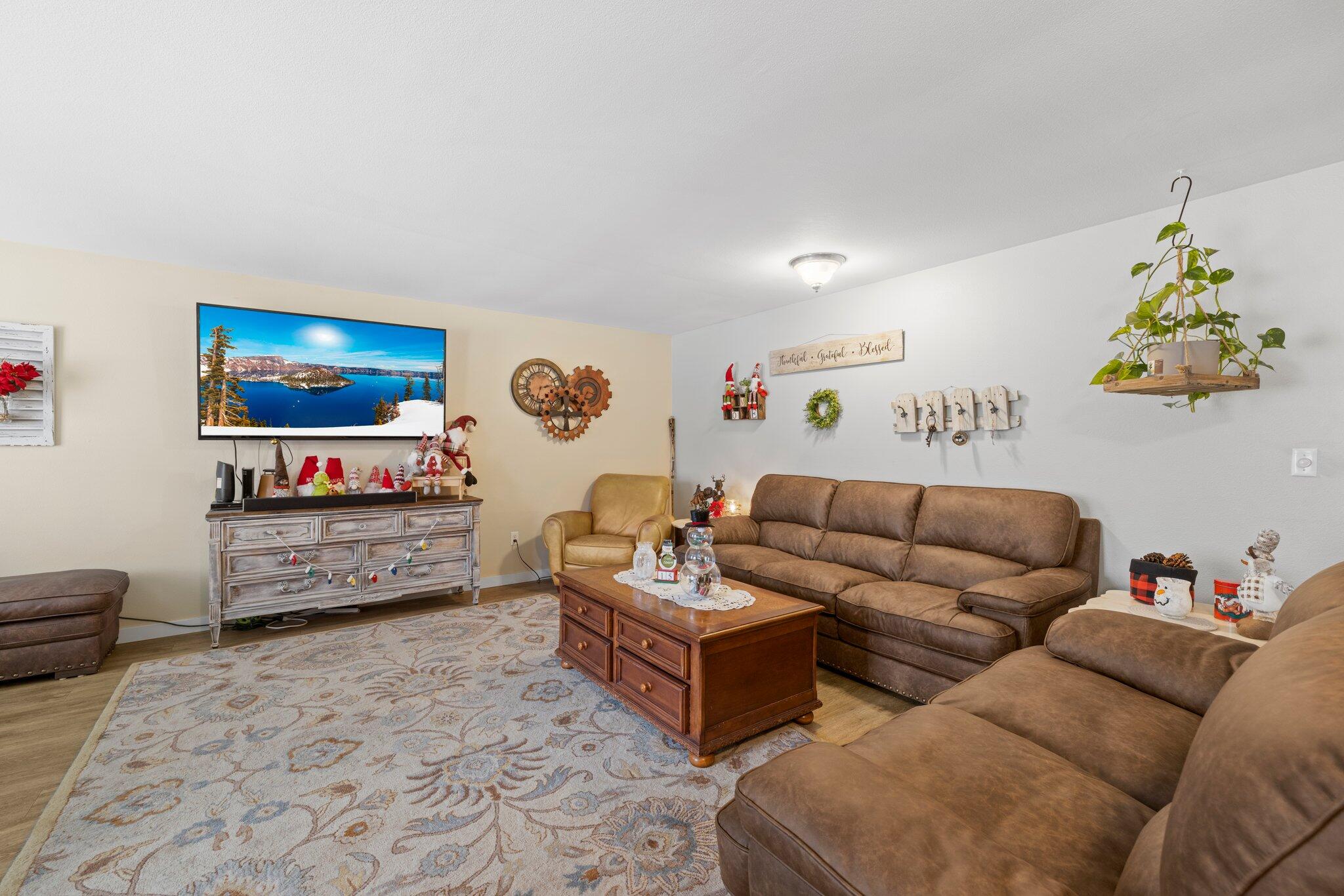 2501 Roberts Road