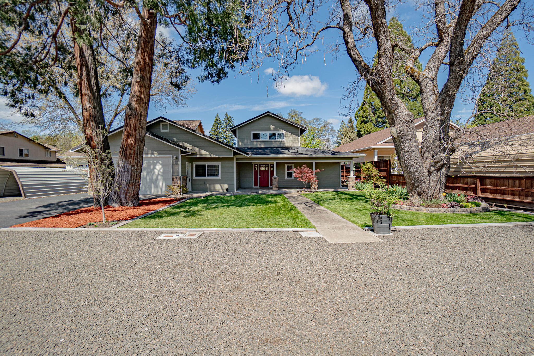816 S Shasta Avenue