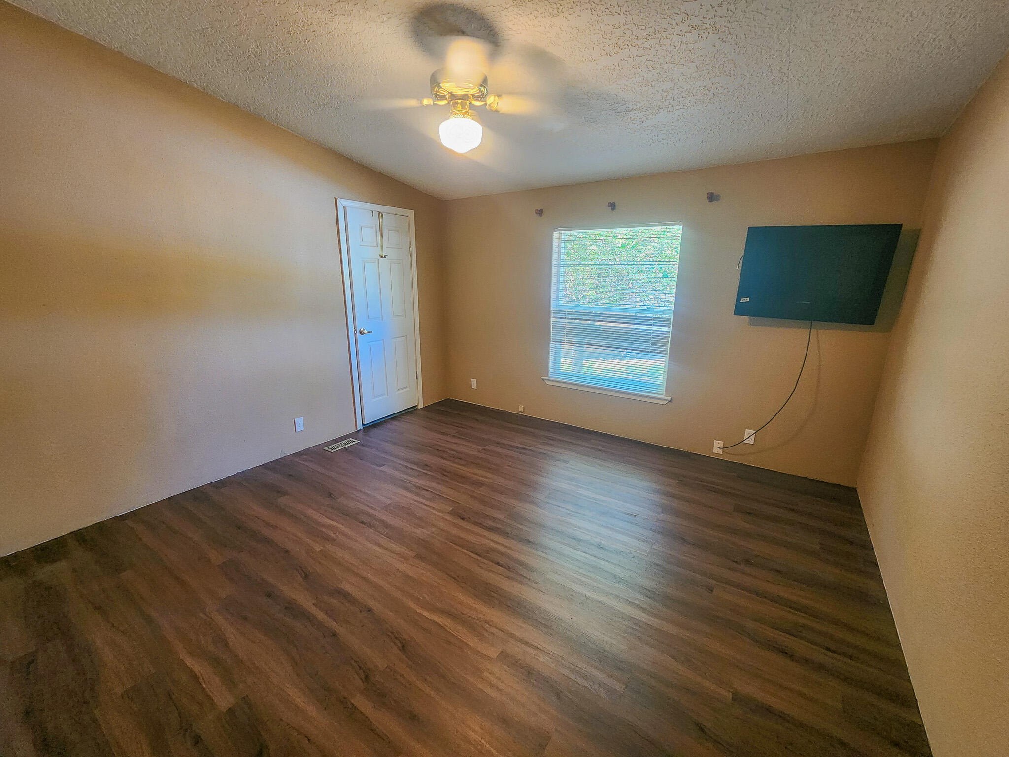 114 Lone Mountain Road