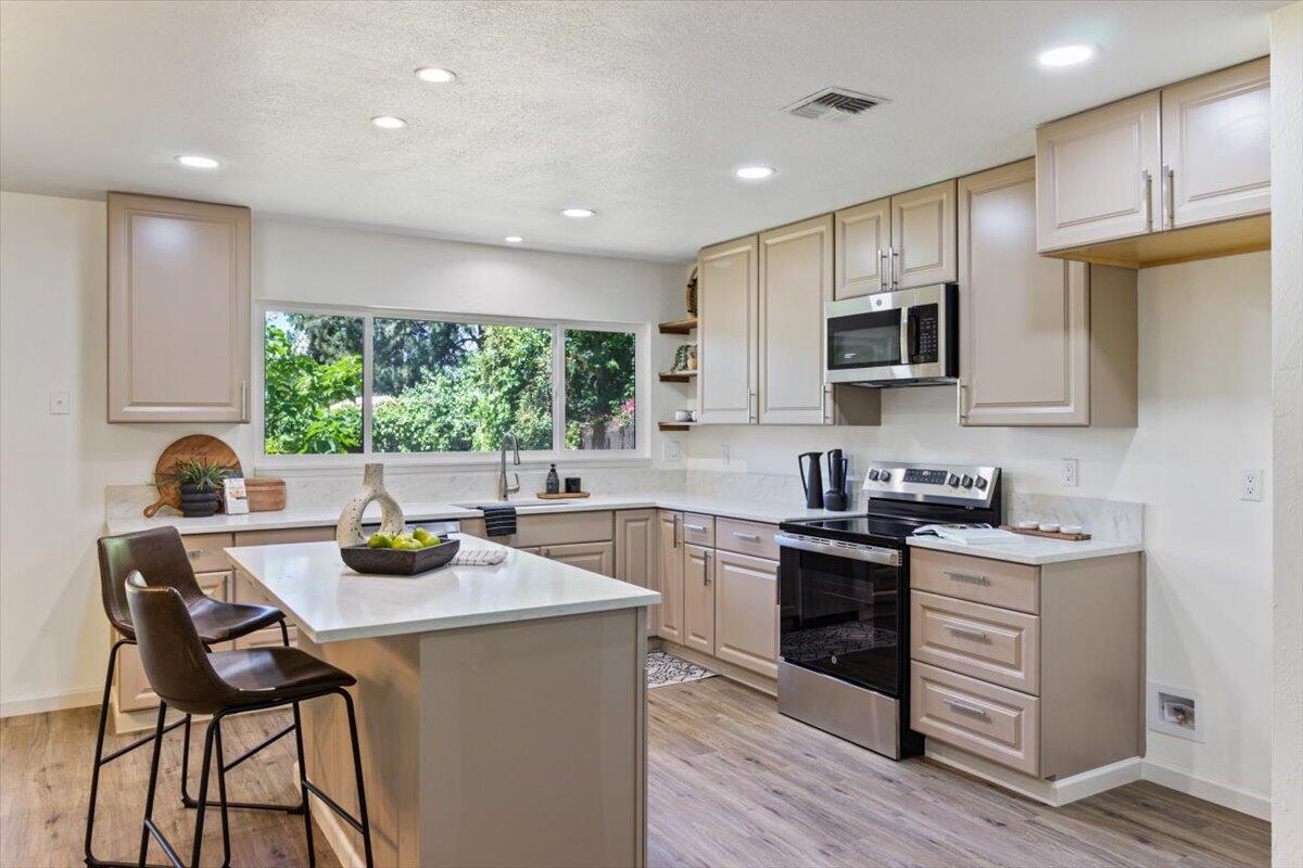 3395 Bursell Road